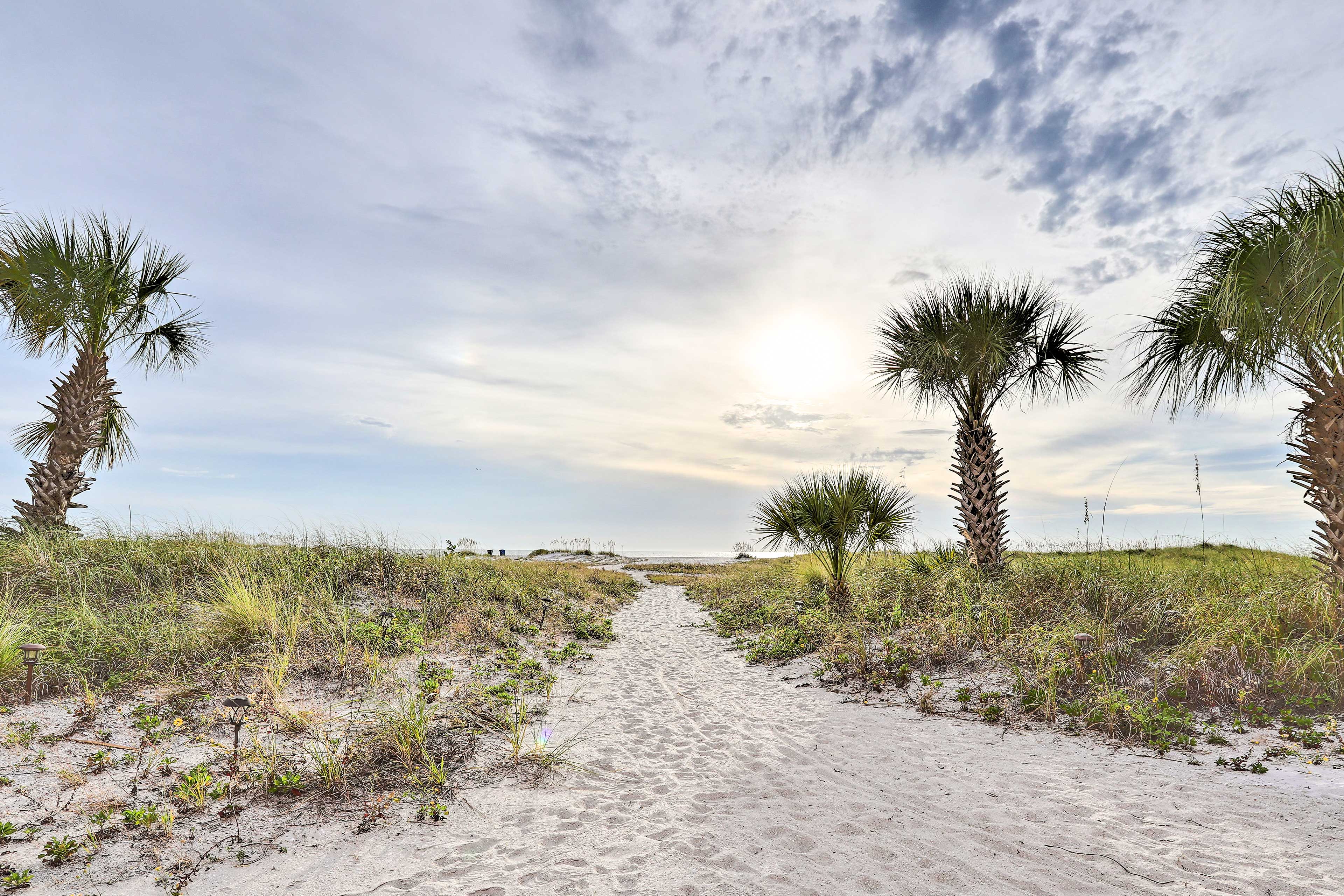 Property Image 2 - Treasure Island Condo - Sunset & Beach Views!