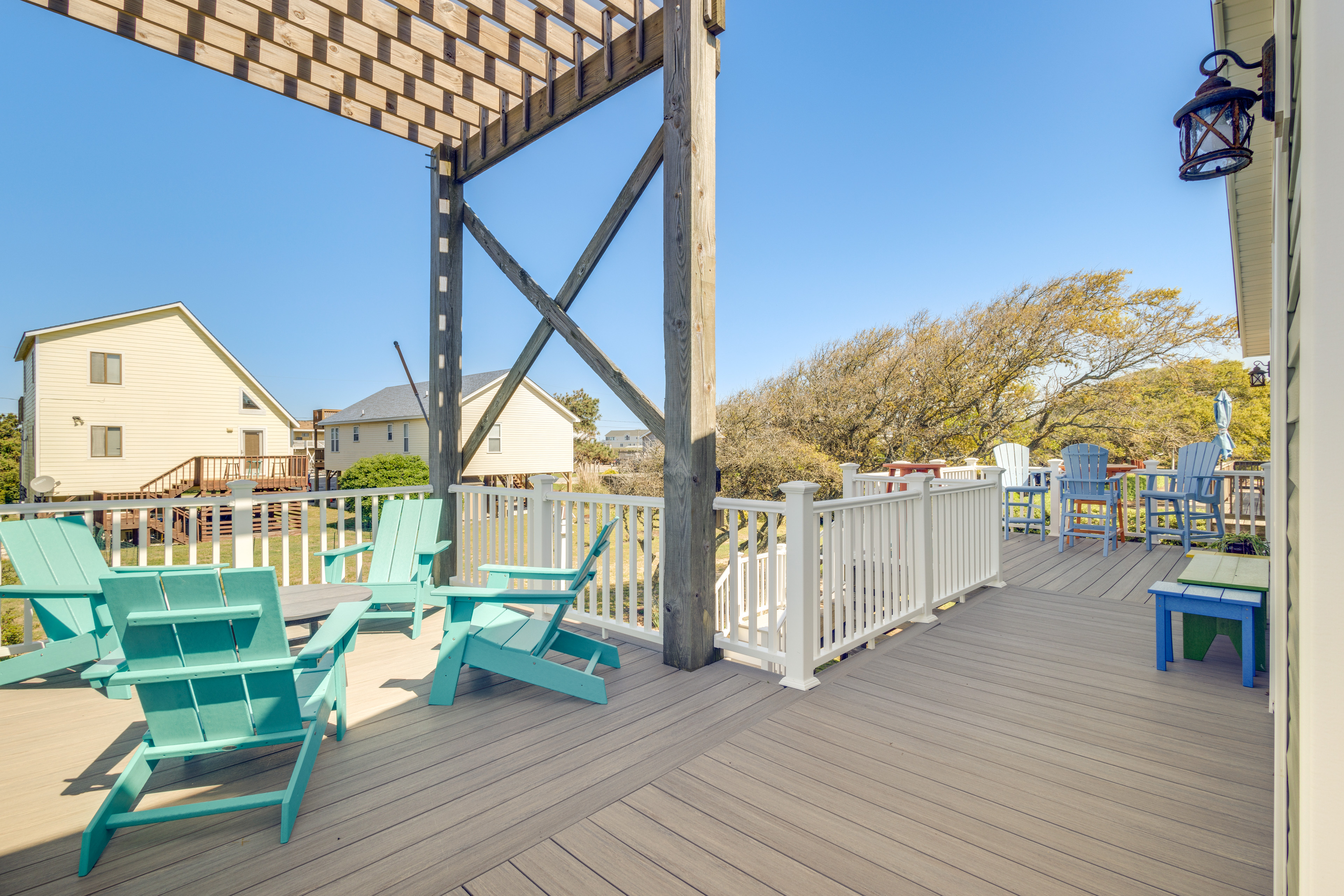 Property Image 2 - Coastal Home w/ Deck & Outdoor Shower