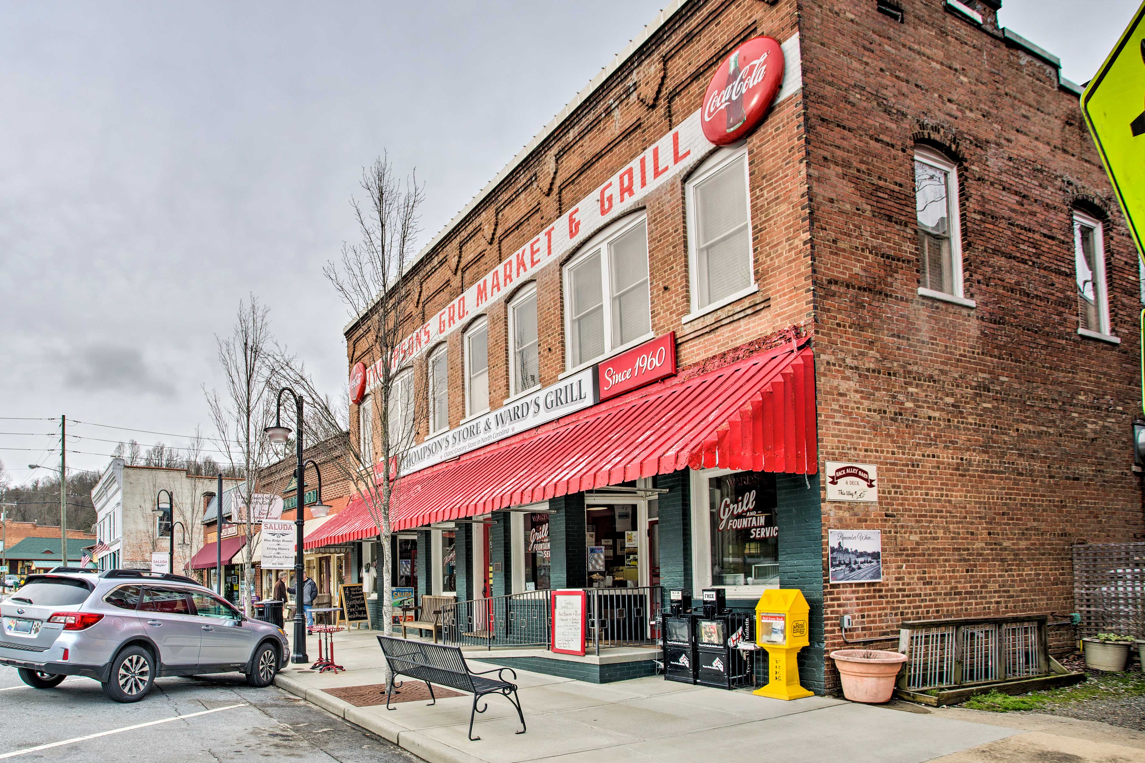 Newly Remodeled Apartment on Main Street in Saluda