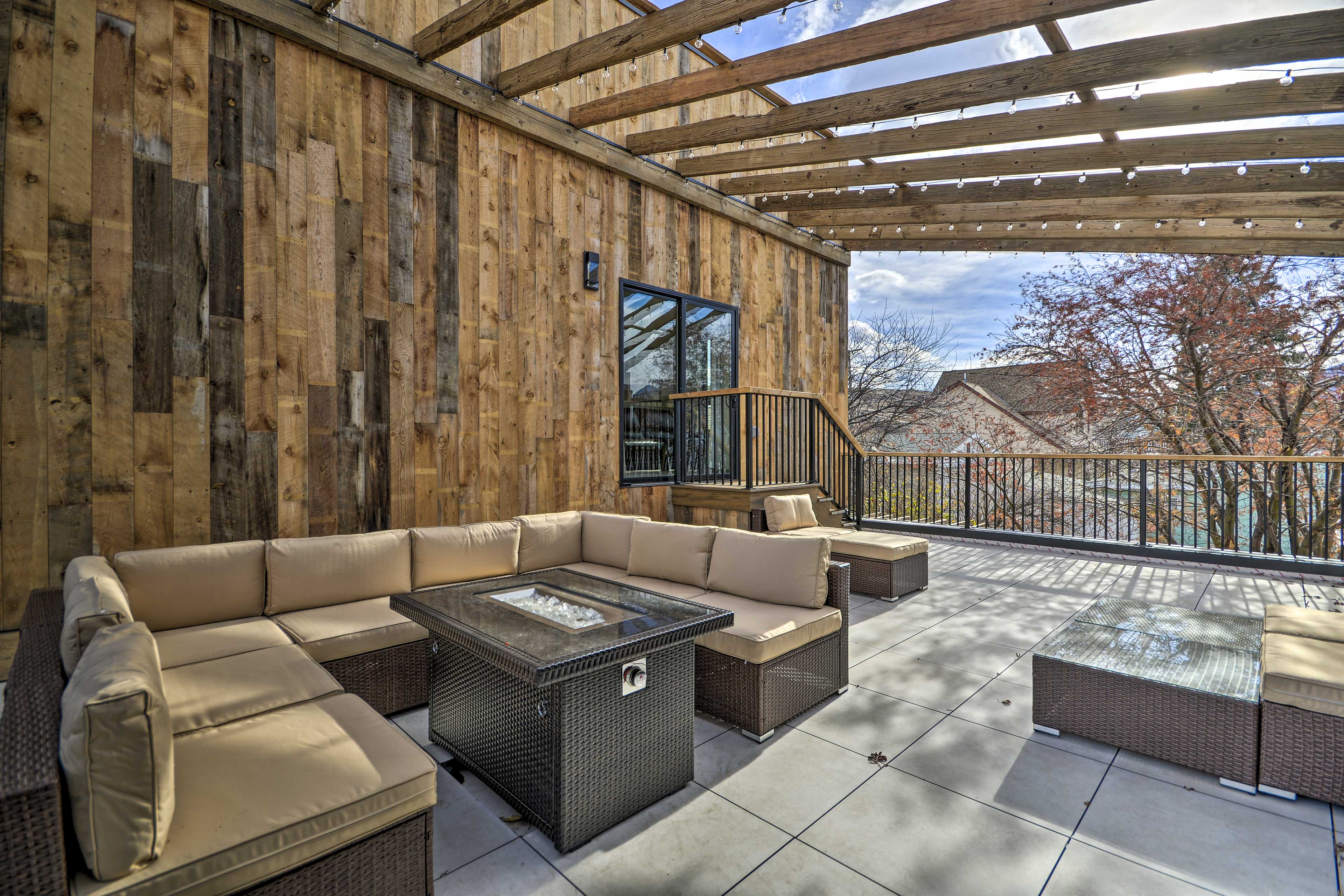 Property Image 2 - Modern Townhome w/ Rooftop Deck & Hot Tub!