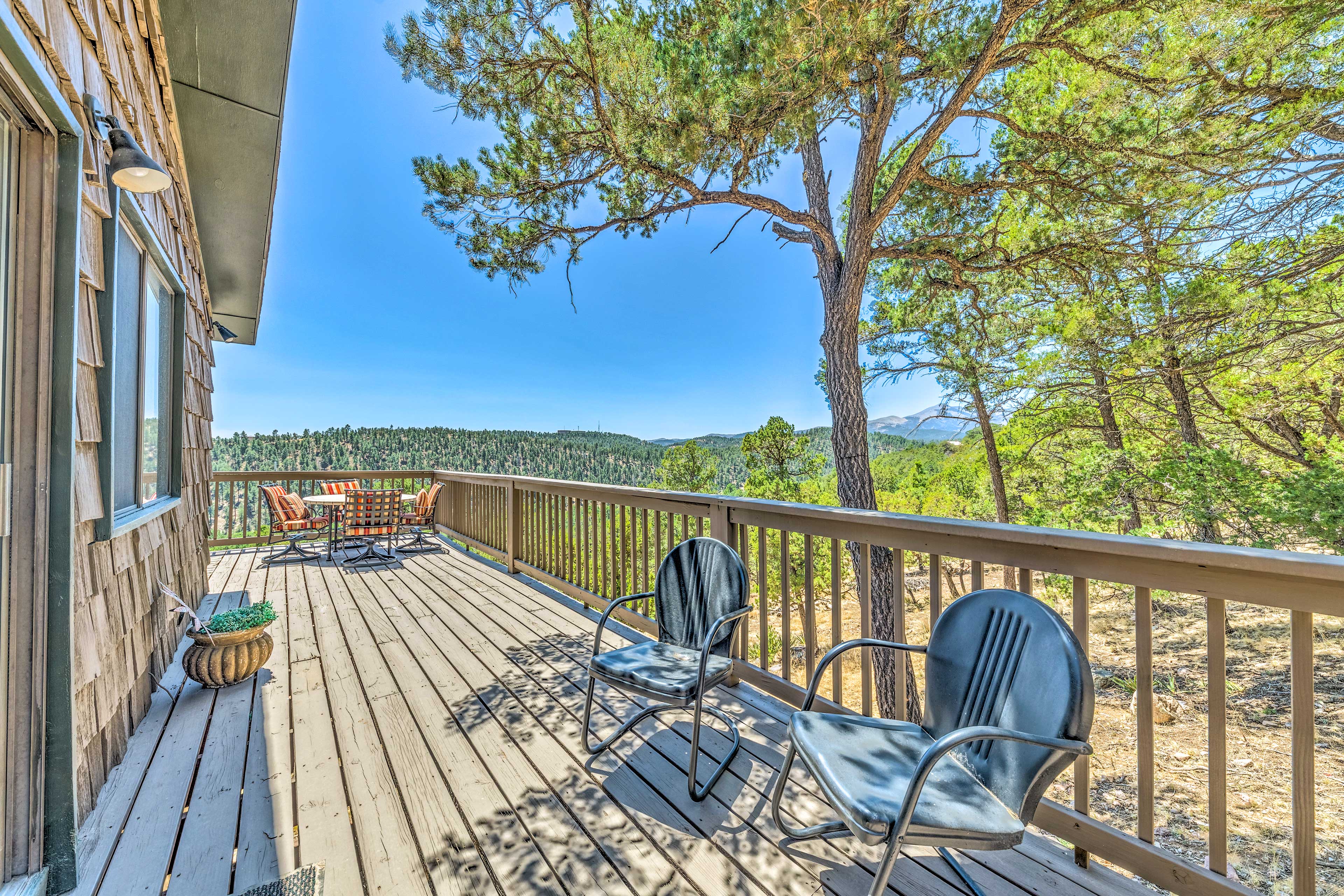 Property Image 2 - Scenic Hideaway w/ Deck & Grill ~ 6 Mi to Ruidoso!