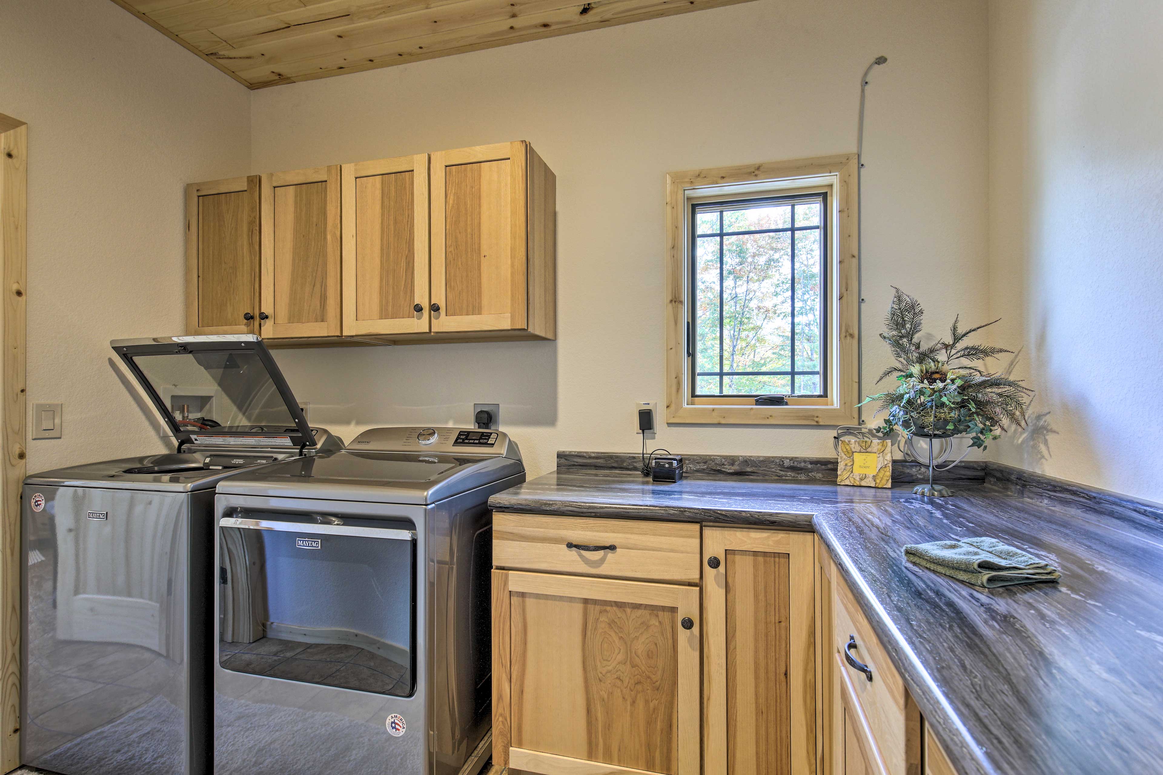 Spacious Hurley Home w/ Game Room Near Lakes