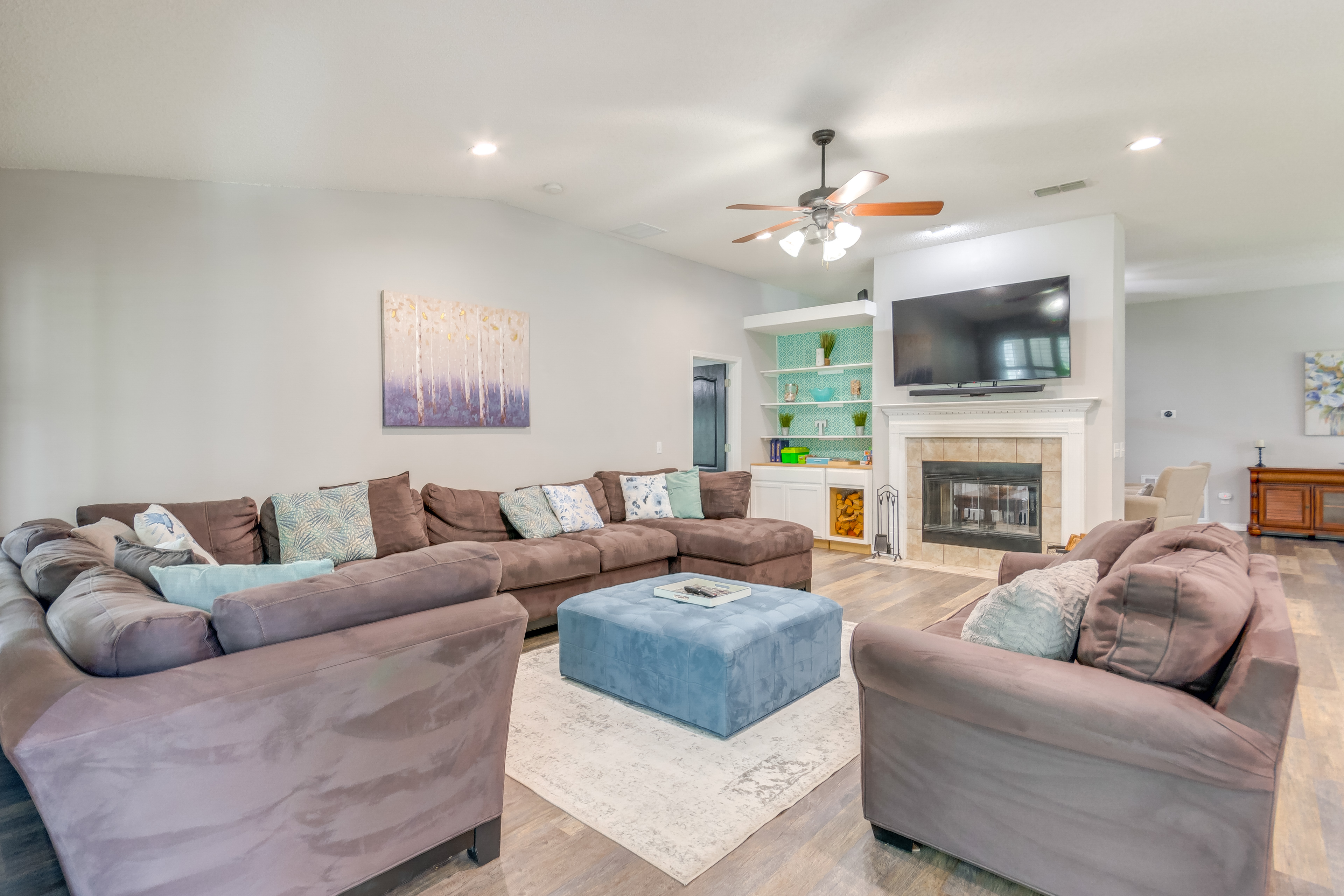 Spacious Home w/ Sunroom, 15 Mi to Pensacola!