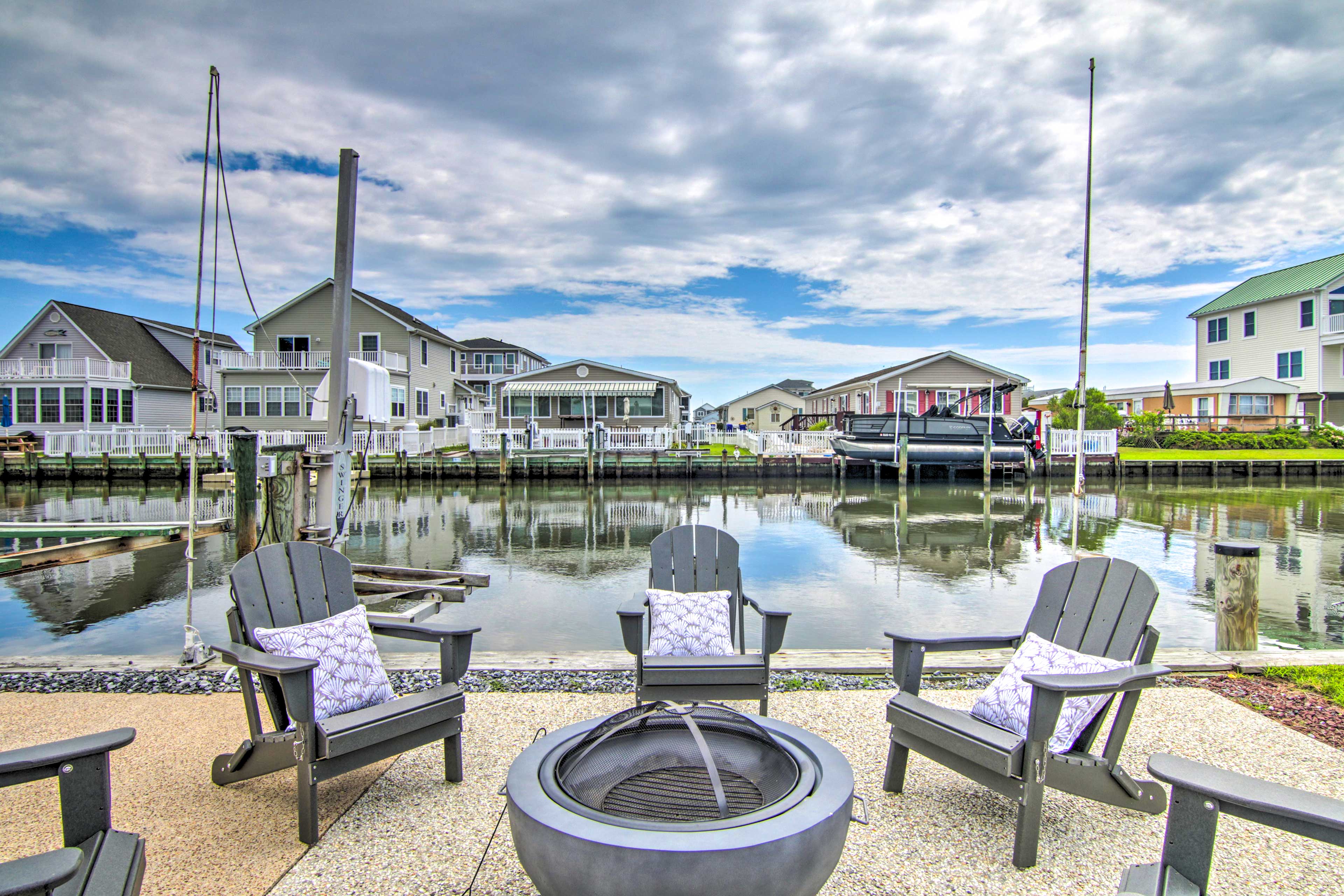 Property Image 1 - Lovely Fenwick Island Home w/ Fire Pit + Bay Views