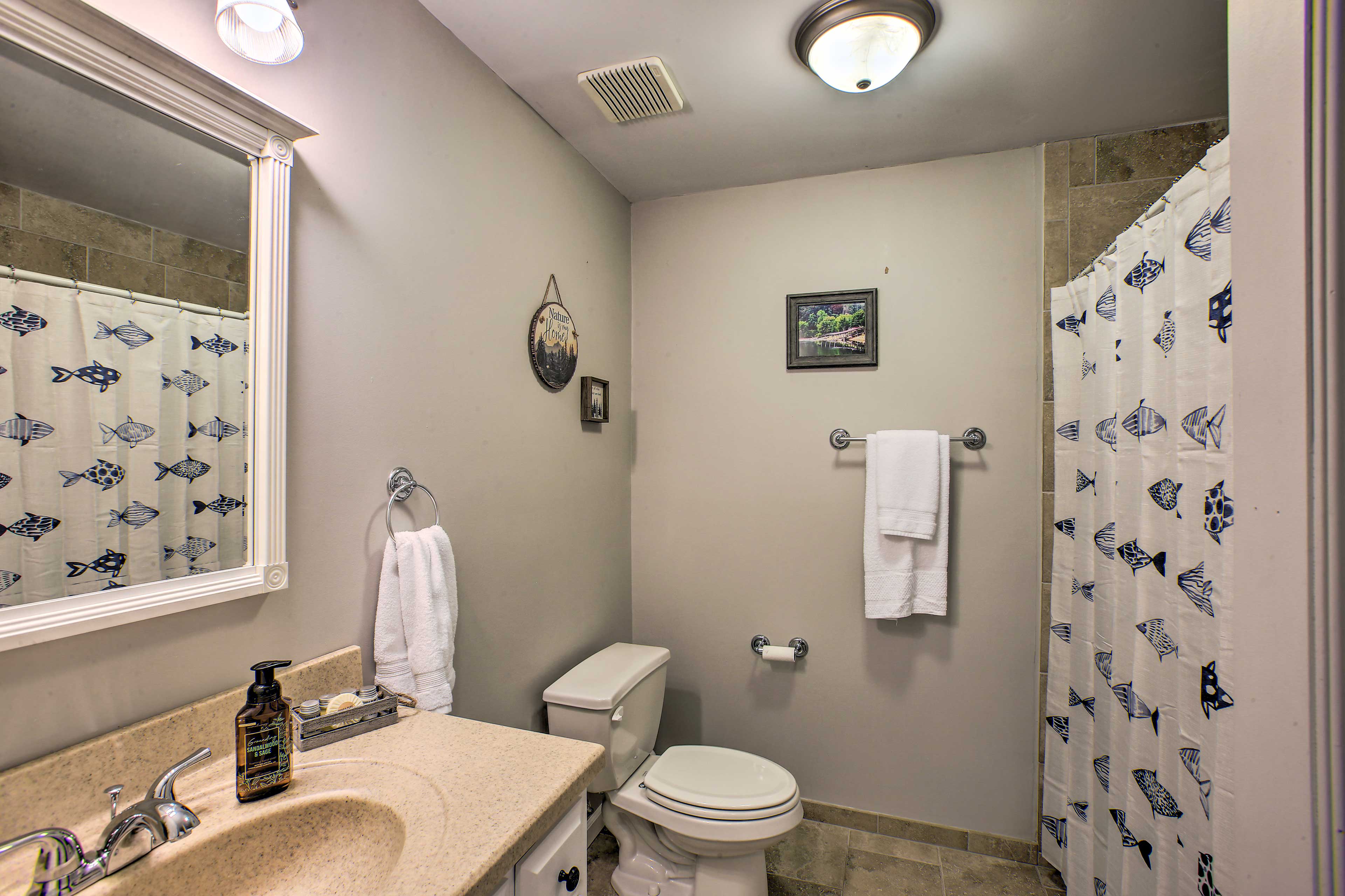 Albany Home < 1 Mi to Dale Hollow Lake!