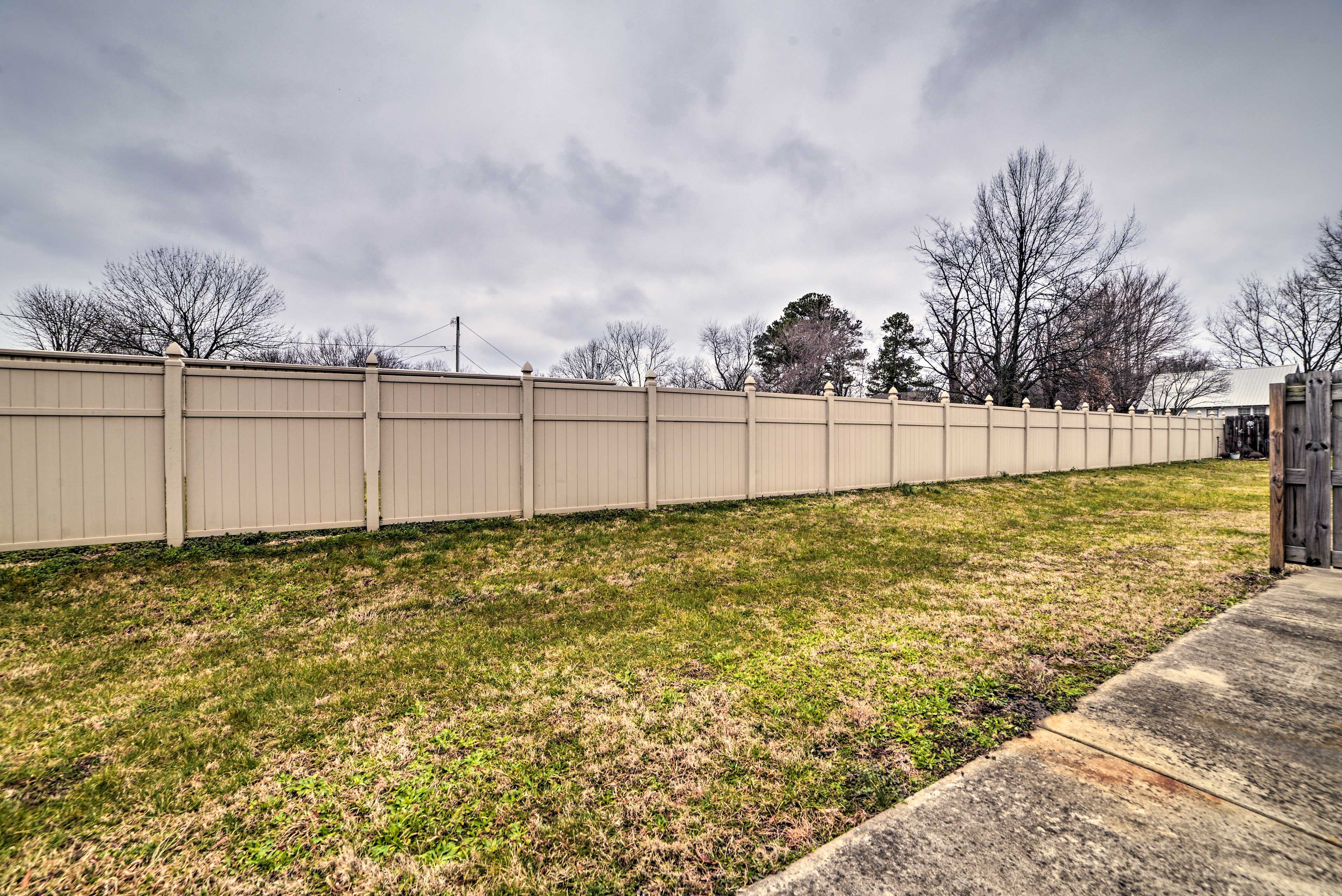 Quaint Family Home Near Downtown Murray & MSU