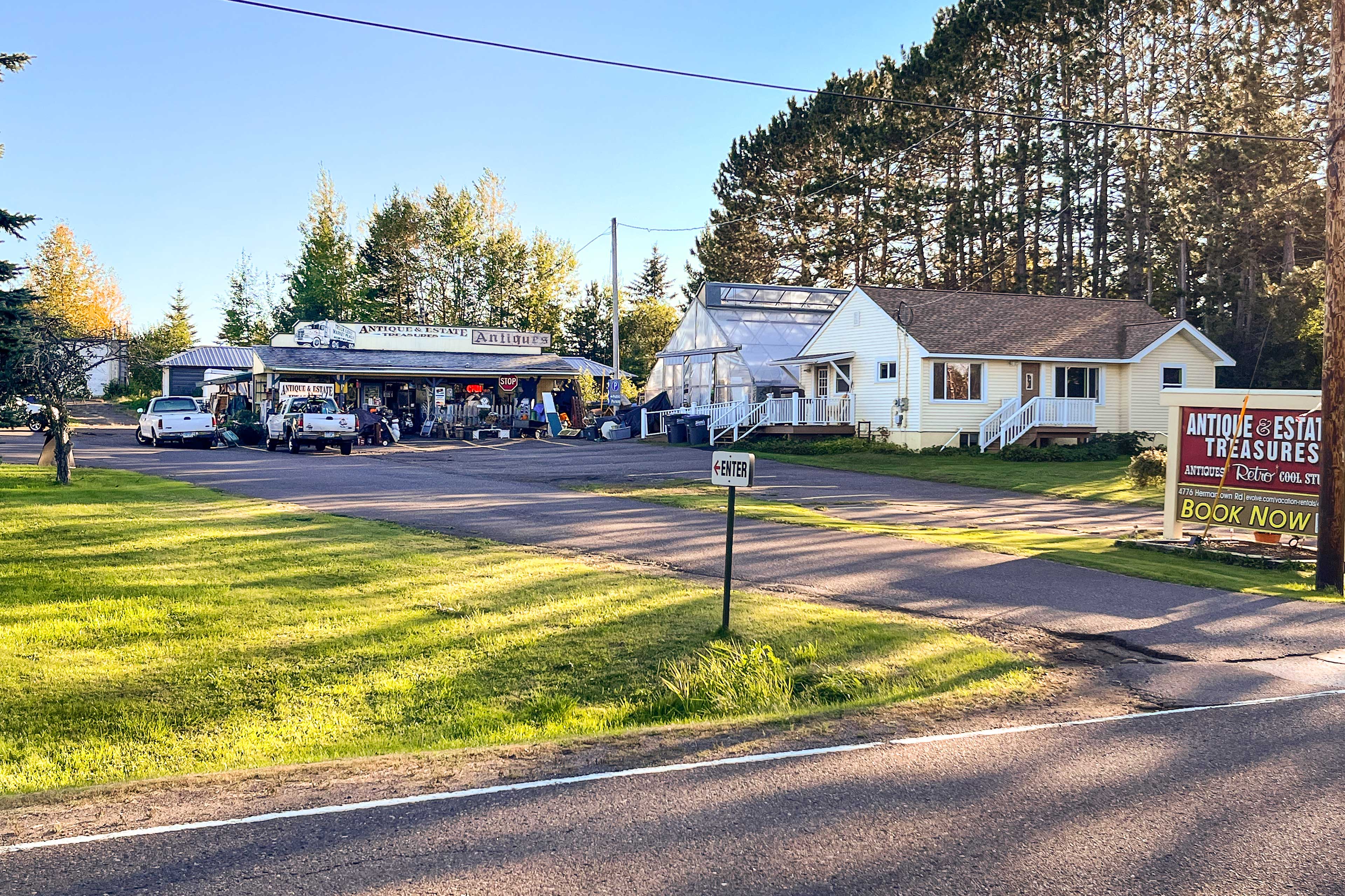 Property Image 2 - Cozy Getaway: 5 Miles to Duluth & Lake Superior!