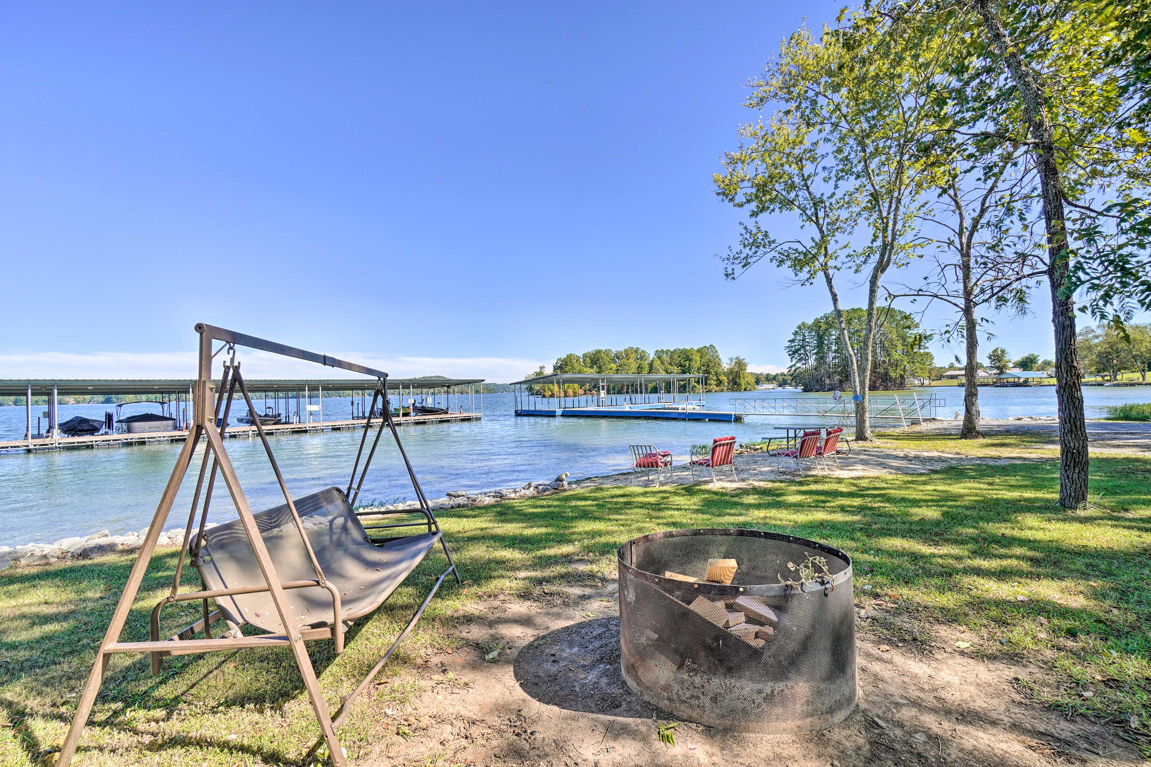 Lakefront Boating Getaway in Spring City!