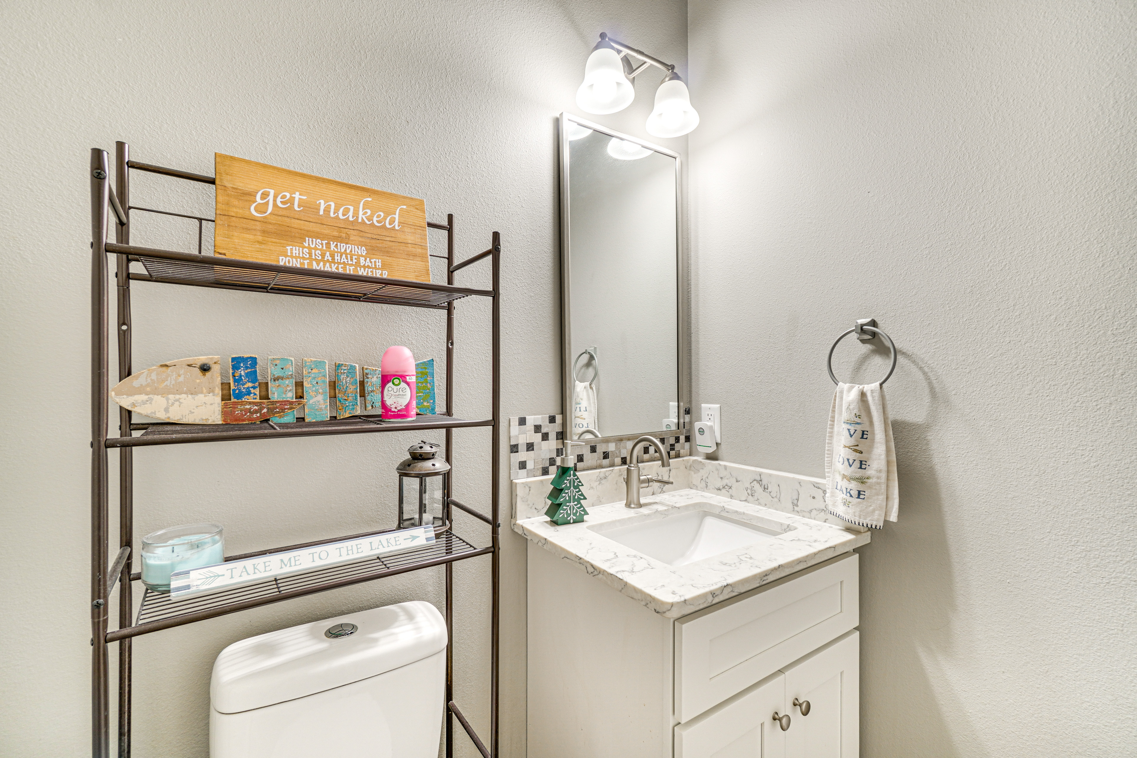 Lakefront Boating Getaway in Spring City!