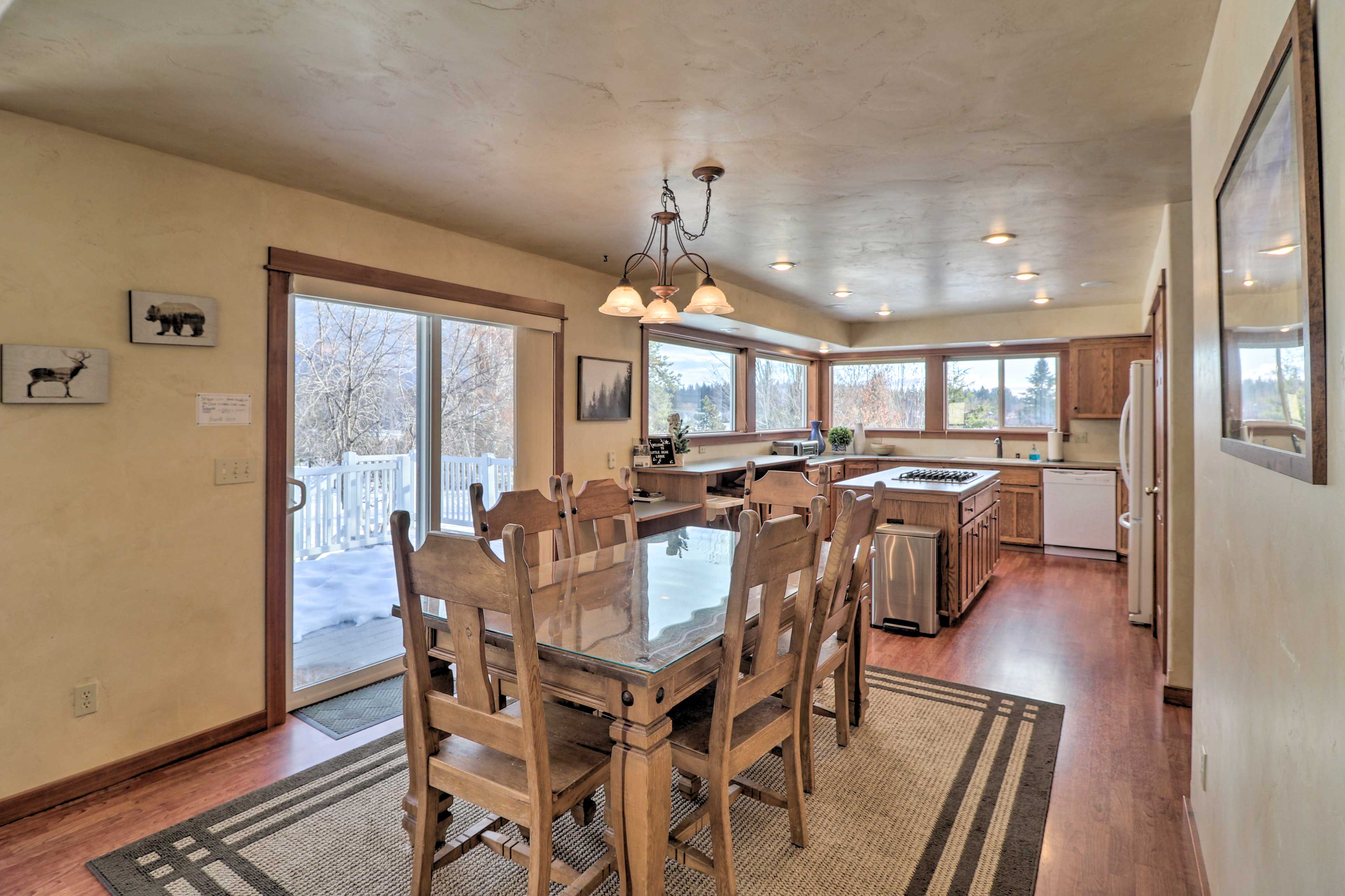 Property Image 2 - Stunning Family Home, 16 Mi to Flathead Lake!