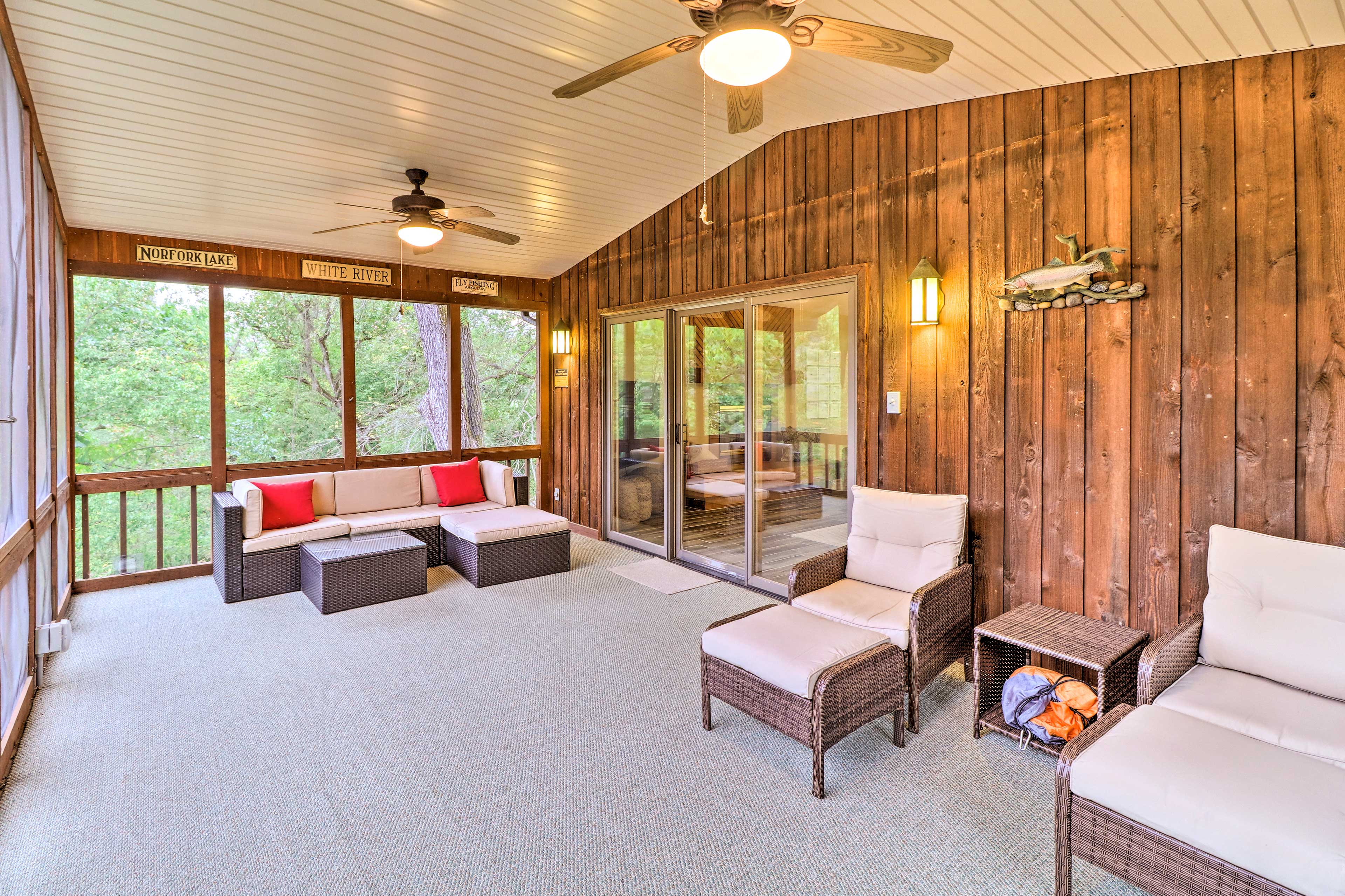 Private Riverfront Home on the White River!