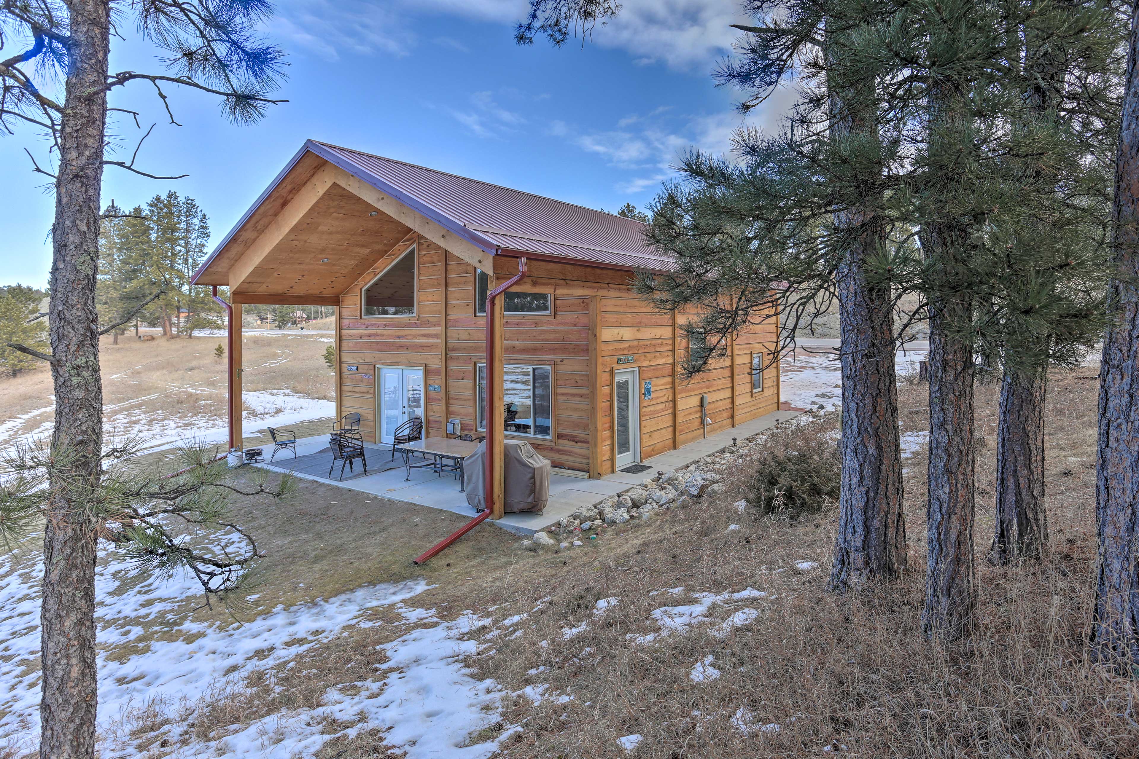 Property Image 1 - Cozy & Private Custer Cabin w/ Hiking On-Site