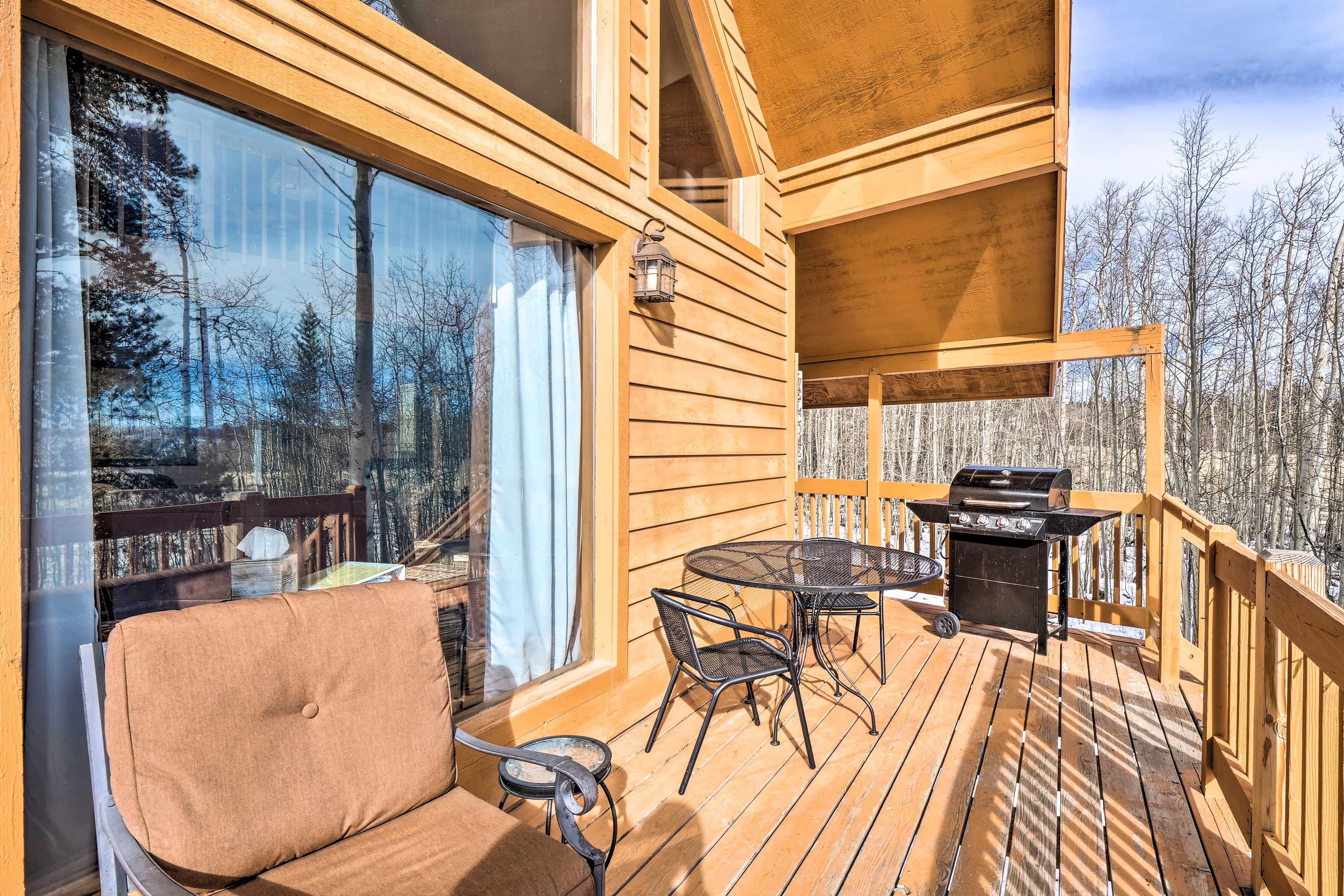 22STR-00047 Fairplay Cabin w/ Deck on 3 Acres!