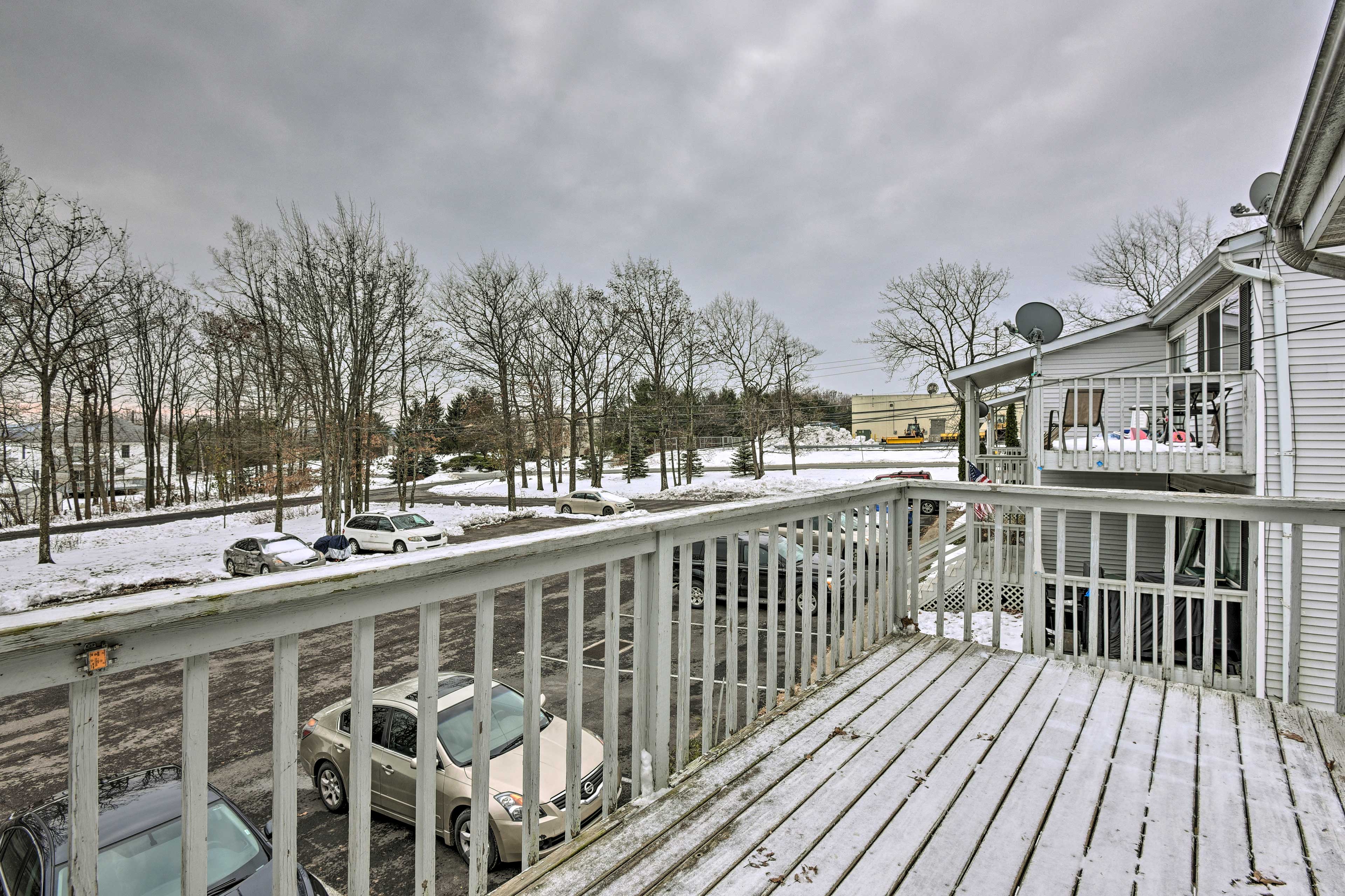 Property Image 2 - Mount Pocono Condo w/ Balcony, Near Mt Airy Casino