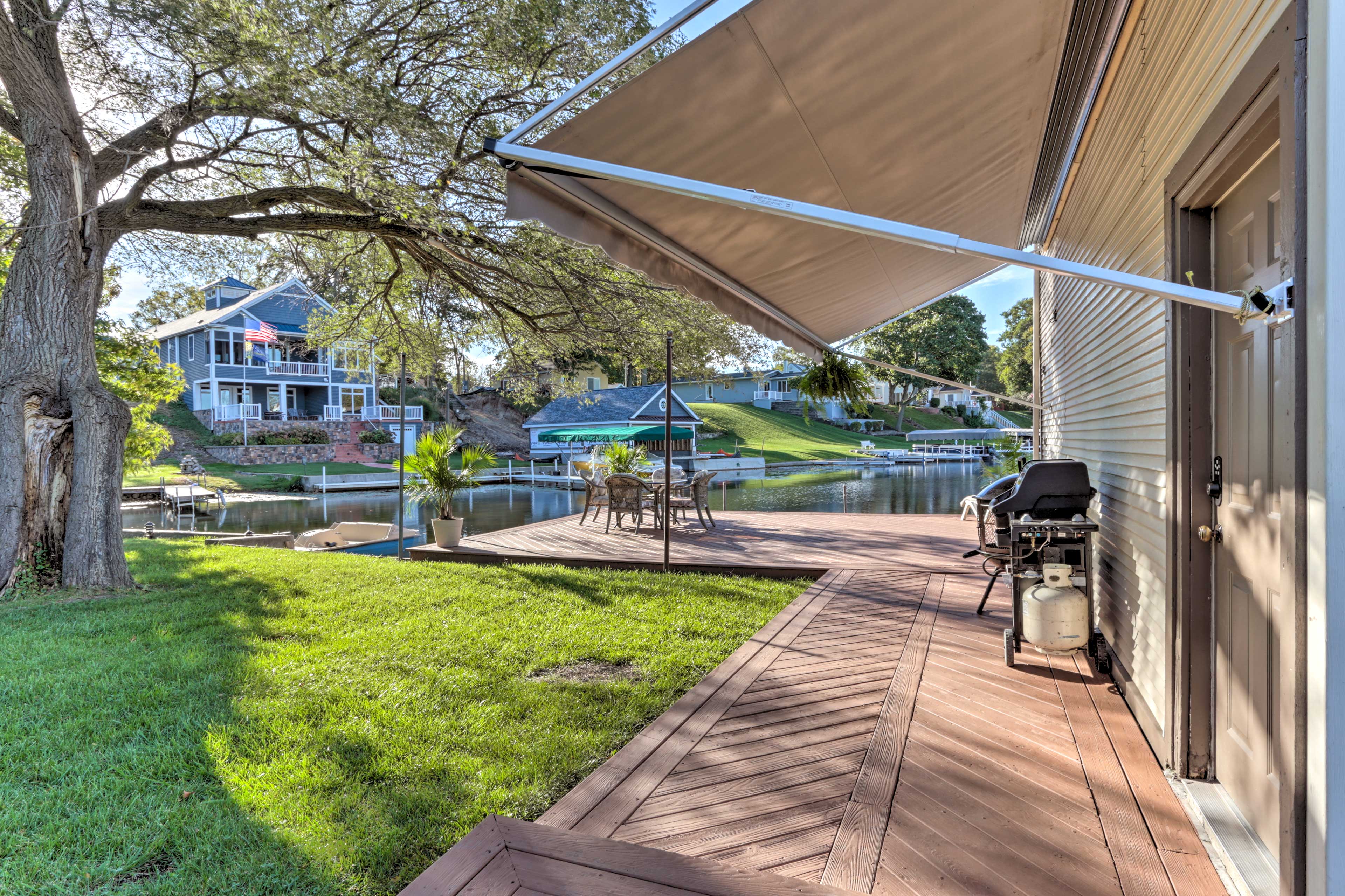 Property Image 2 - Waterfront Syracuse Home: Deck, Fire Pit & Kayaks