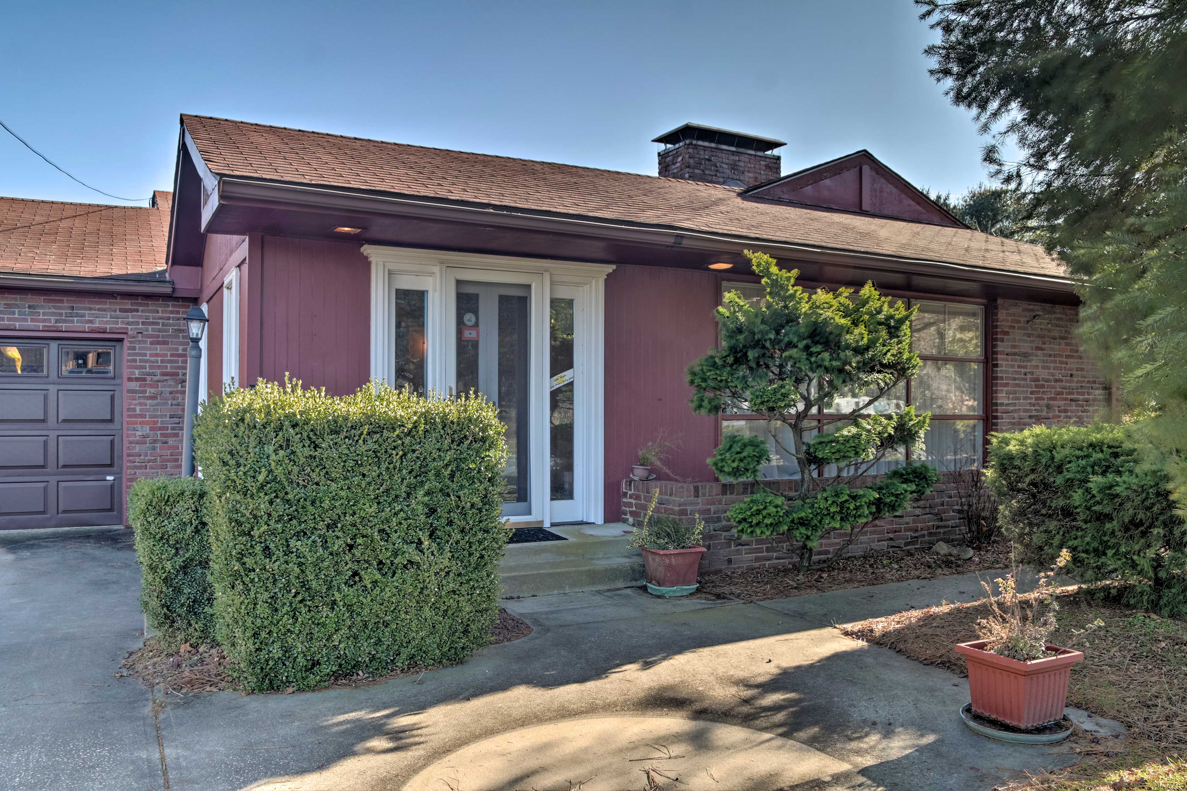 Property Image 1 - Luxe Lewes Family Beach House w/ Pool & Game Room