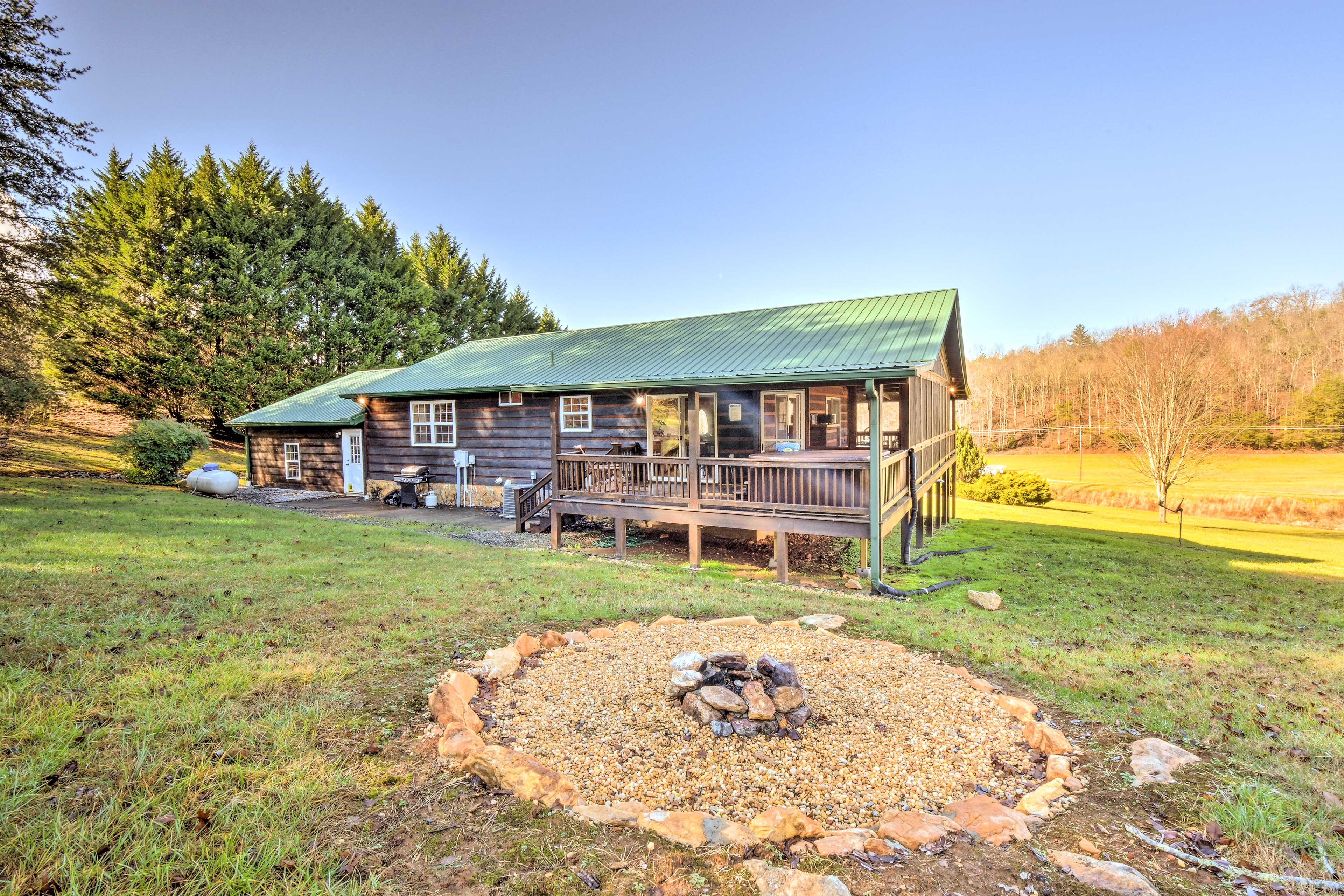 Property Image 1 - Secluded Suches Cabin w/ Hot Tub & Game Room!