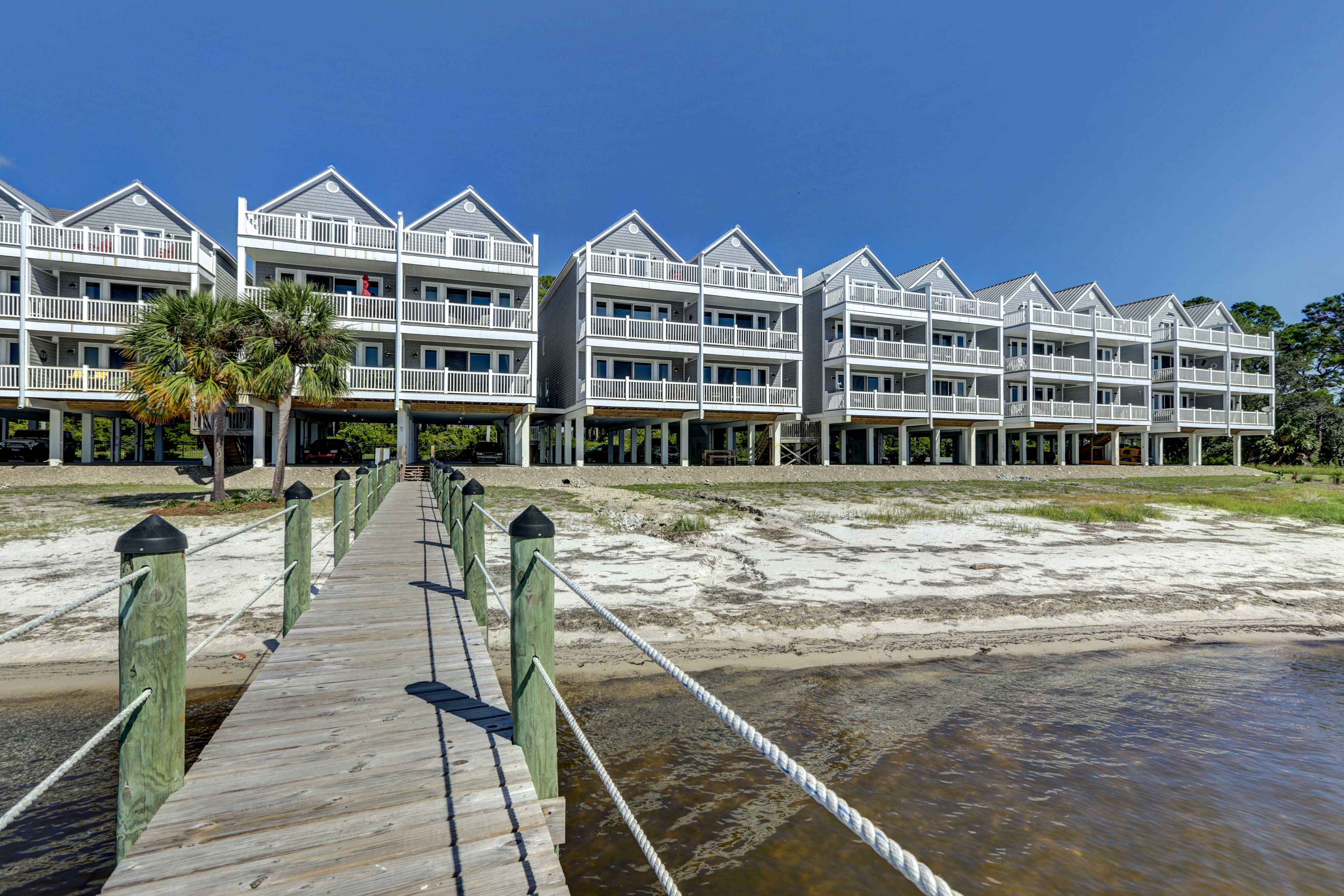 Property Image 2 - Carrabelle Condo: Beach & Fishing Pier Access