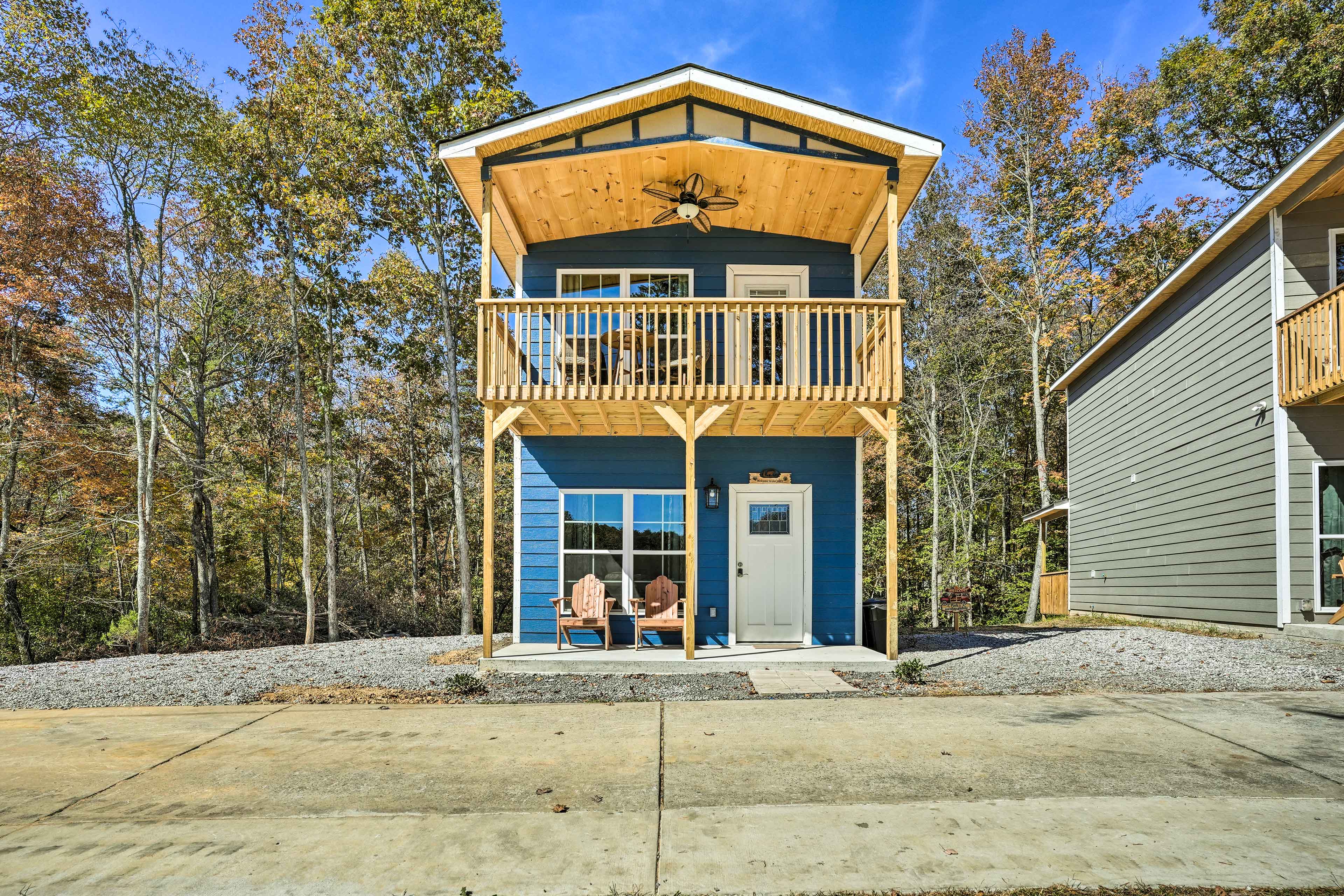 Brand-New Trenton Cabin: Panoramic Lake Views