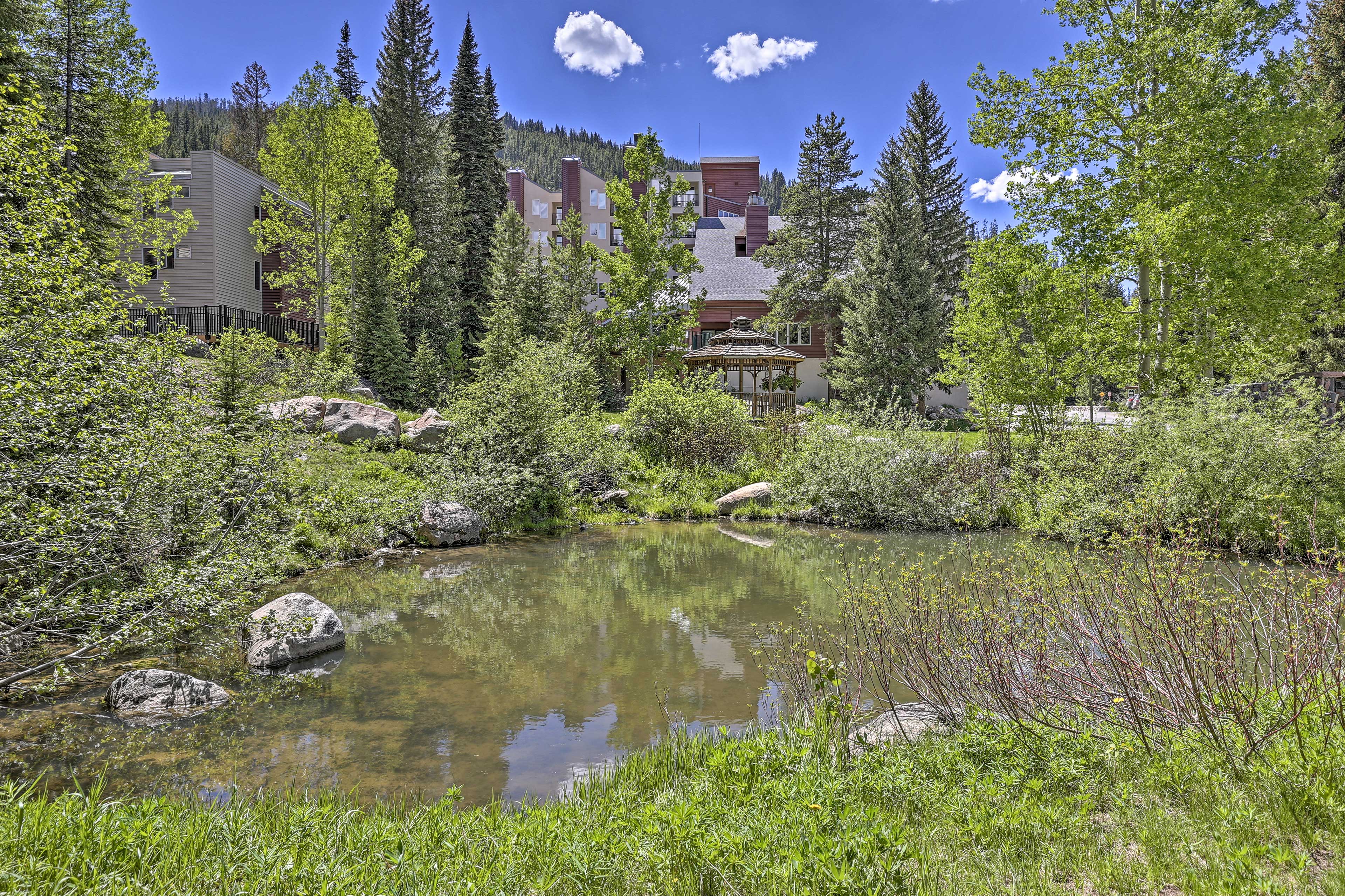 Property Image 2 - Ski-In/Ski-Out Winter Park Condo w/ Hot Tub Access