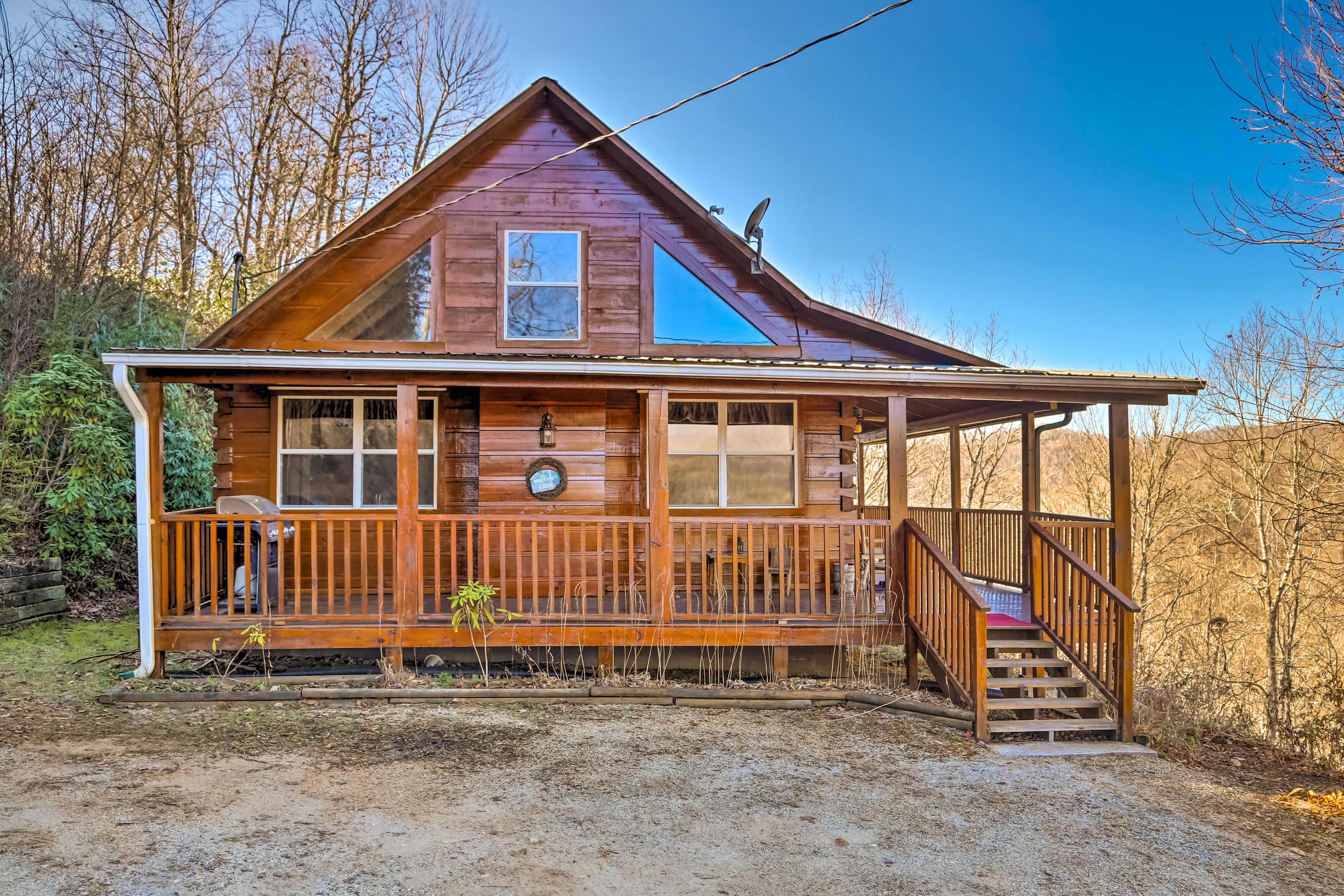 Property Image 1 - Smoky Mountain Retreat w/ Deck & Mountain Views!