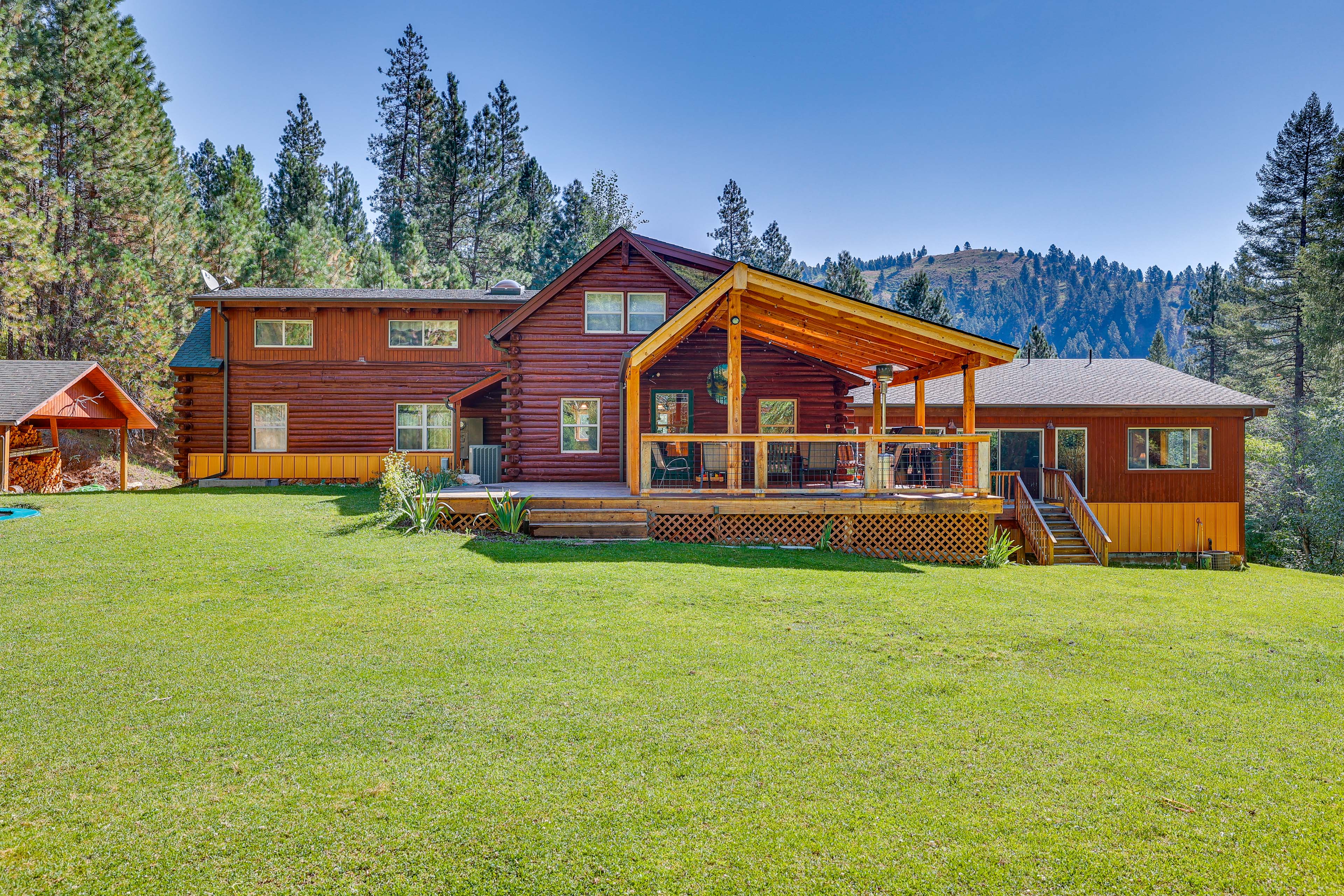 Property Image 1 - Mountain Cabin w/ Pool at Flowing Springs Ranch!