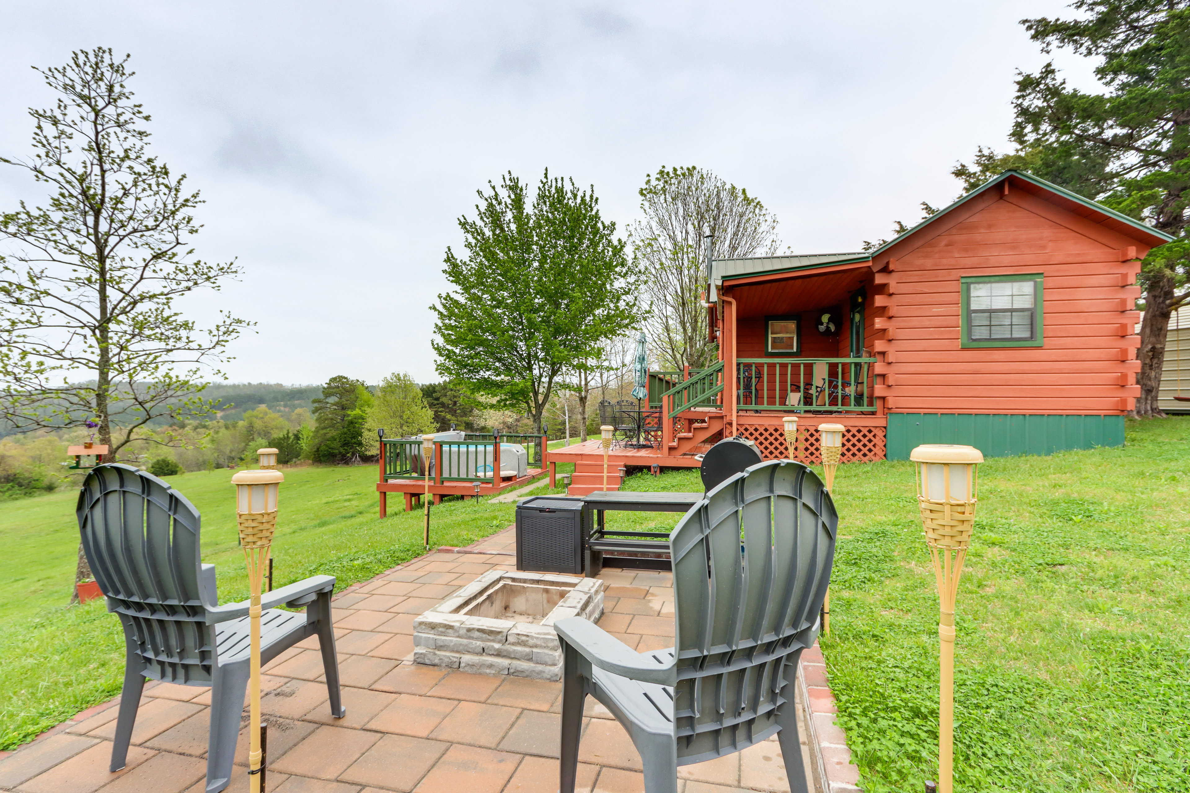 Property Image 2 - Cozy Pelsor Cabin w/ Mountain & Valley Views!