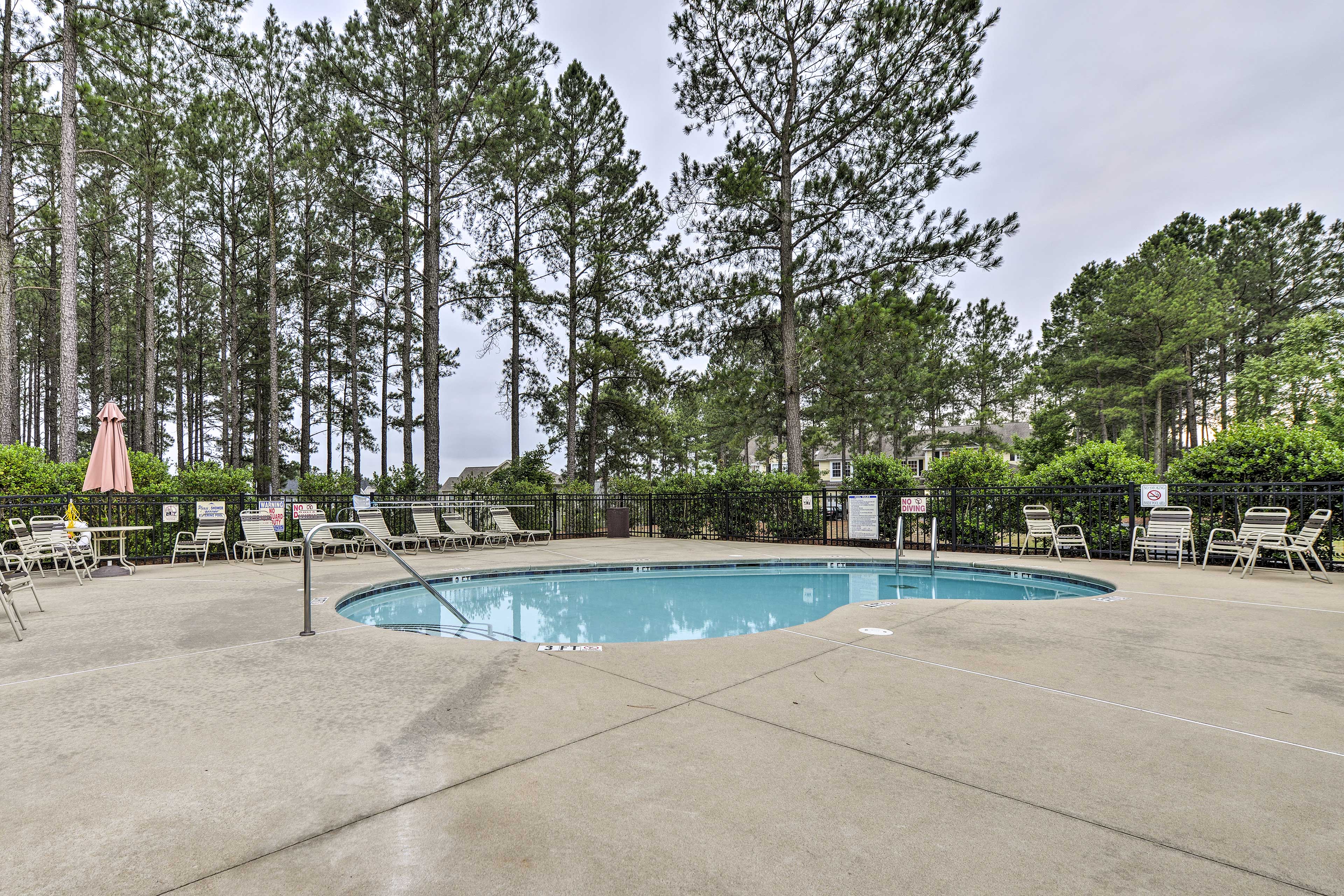 Anderson Creek Club Condo w/ Community Amenities!