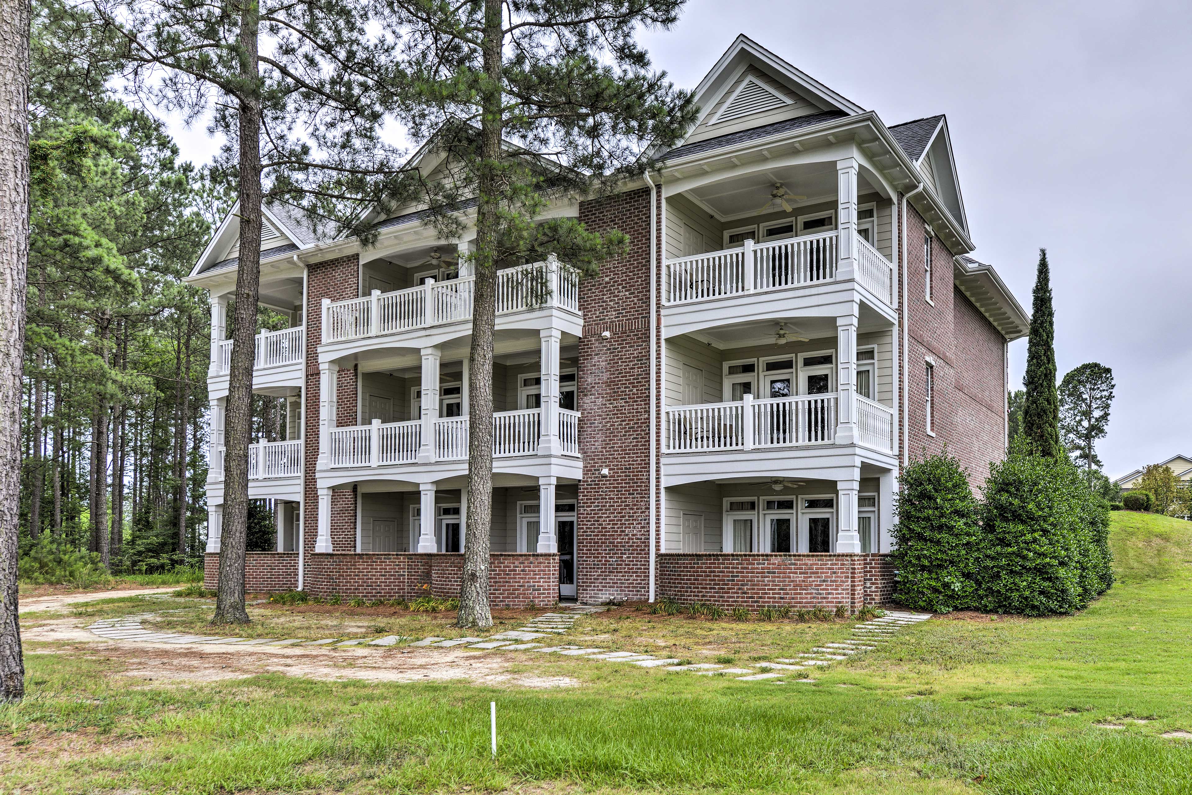 Property Image 1 - Anderson Creek Resort Condo on Golf Course w/ Pool