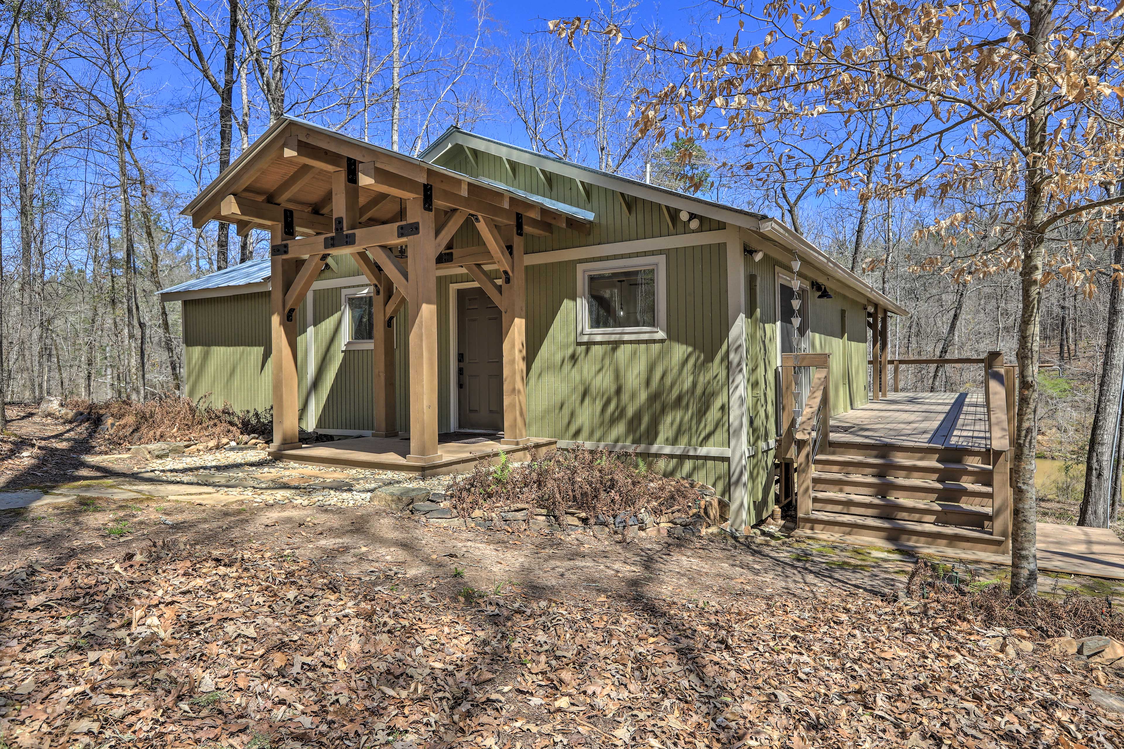 Stunning Culloden Cabin with Deck & Creek View!