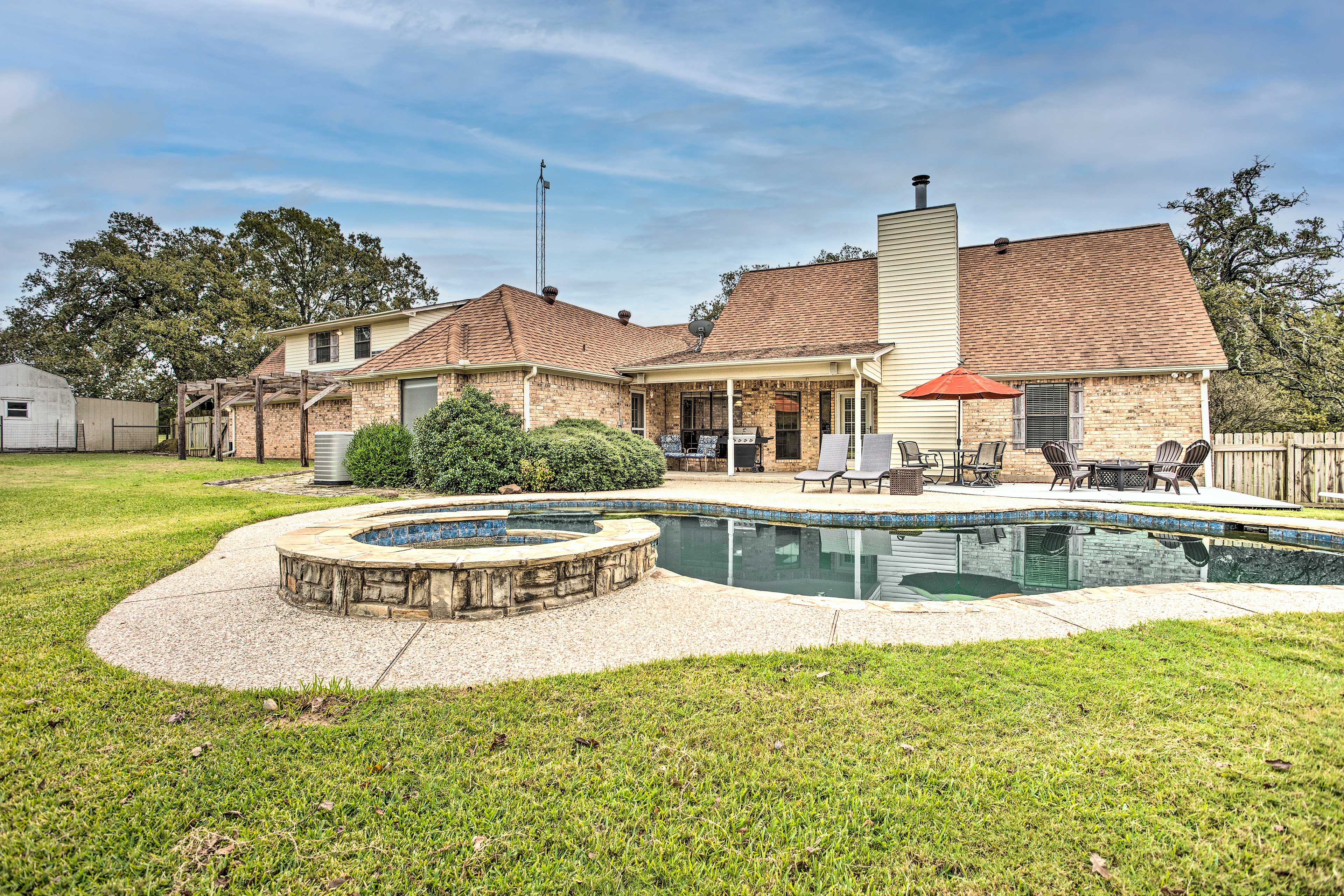 Property Image 1 - Gainesville Home w/ Outdoor Oasis, 16 Mi to Lake