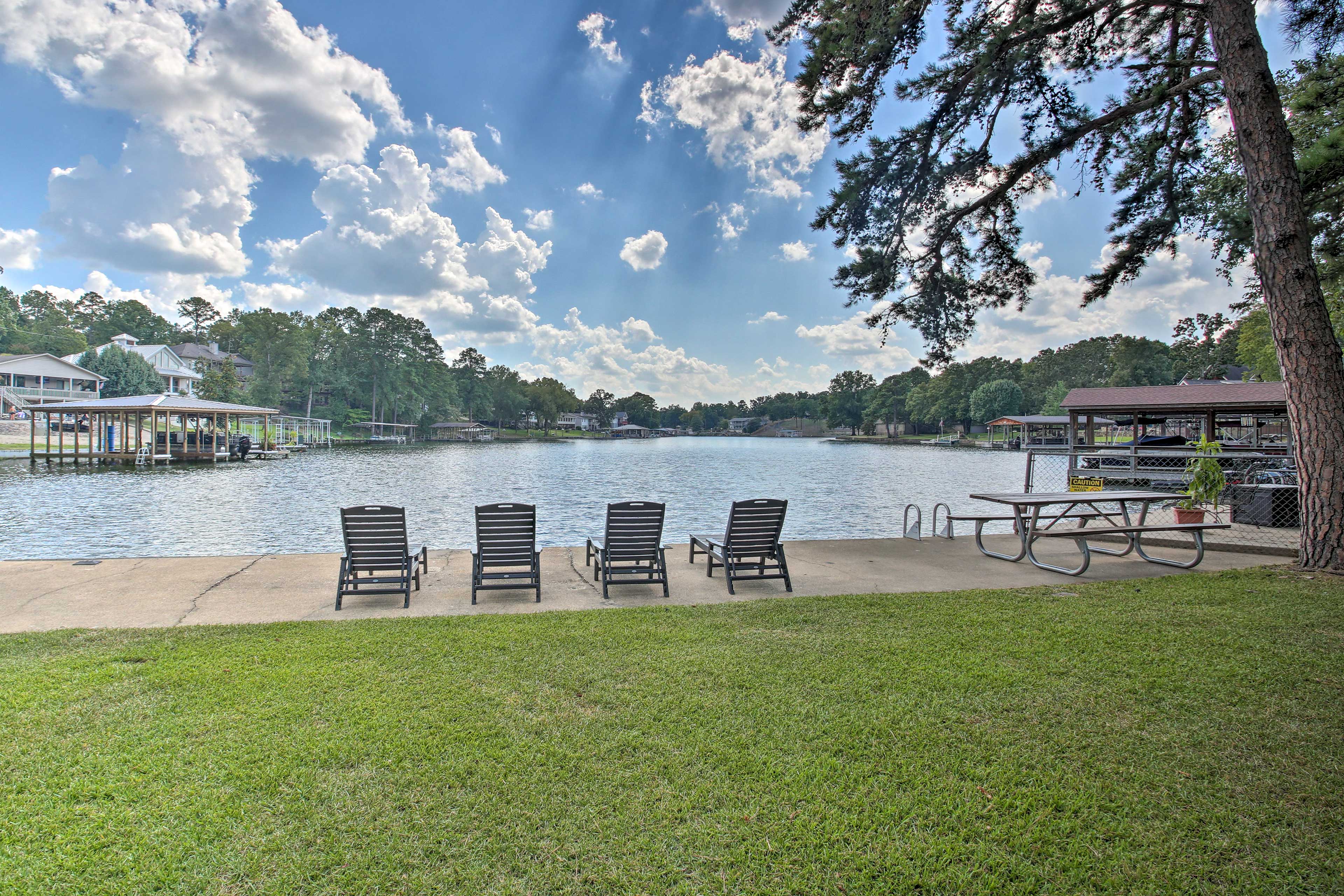 Property Image 2 - Waterfront Lake Hamilton Home: Deck, Fire Pit