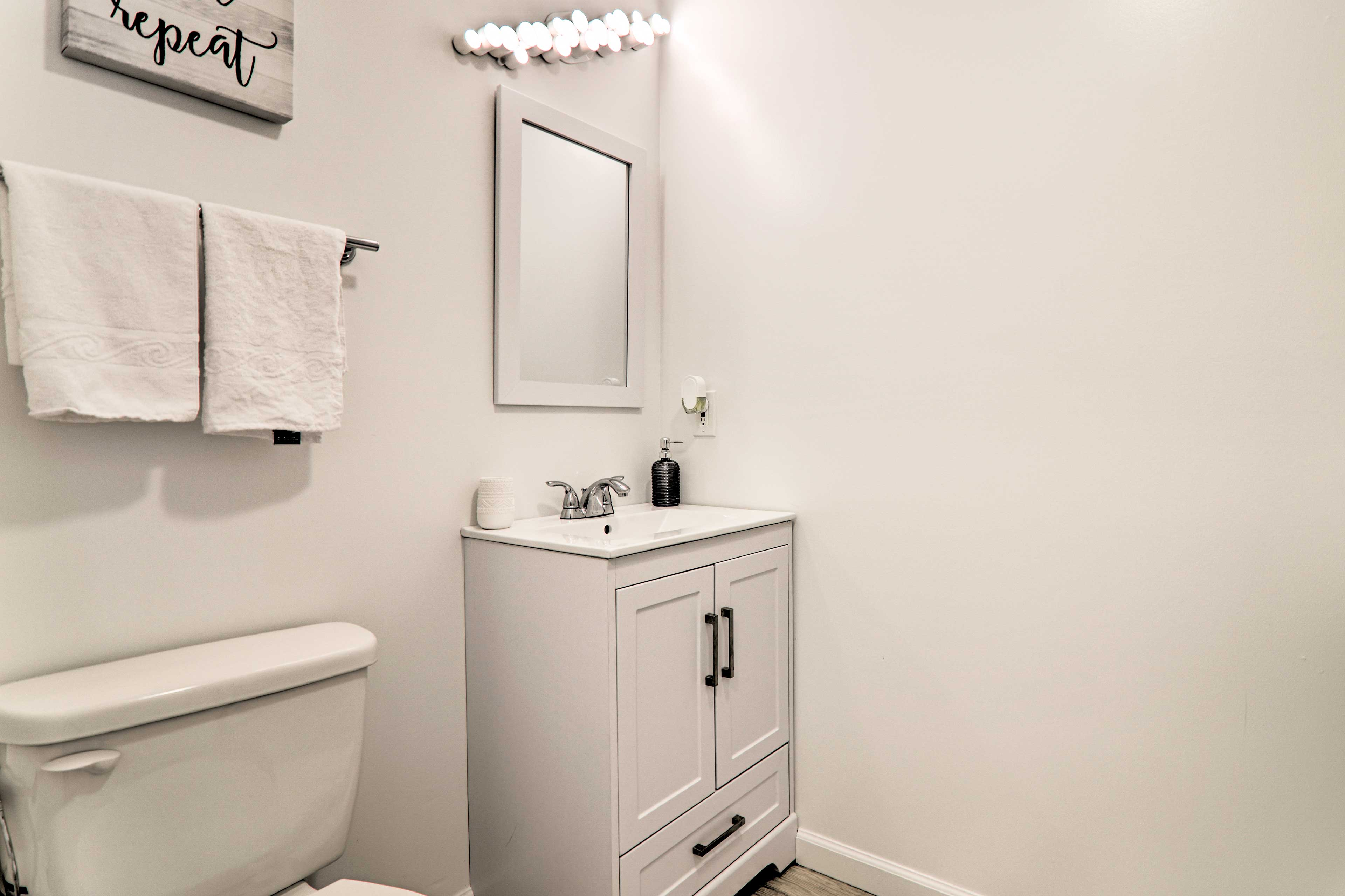 Fire Pit + Hot Tub: Peaceful Poconos Farms Getaway