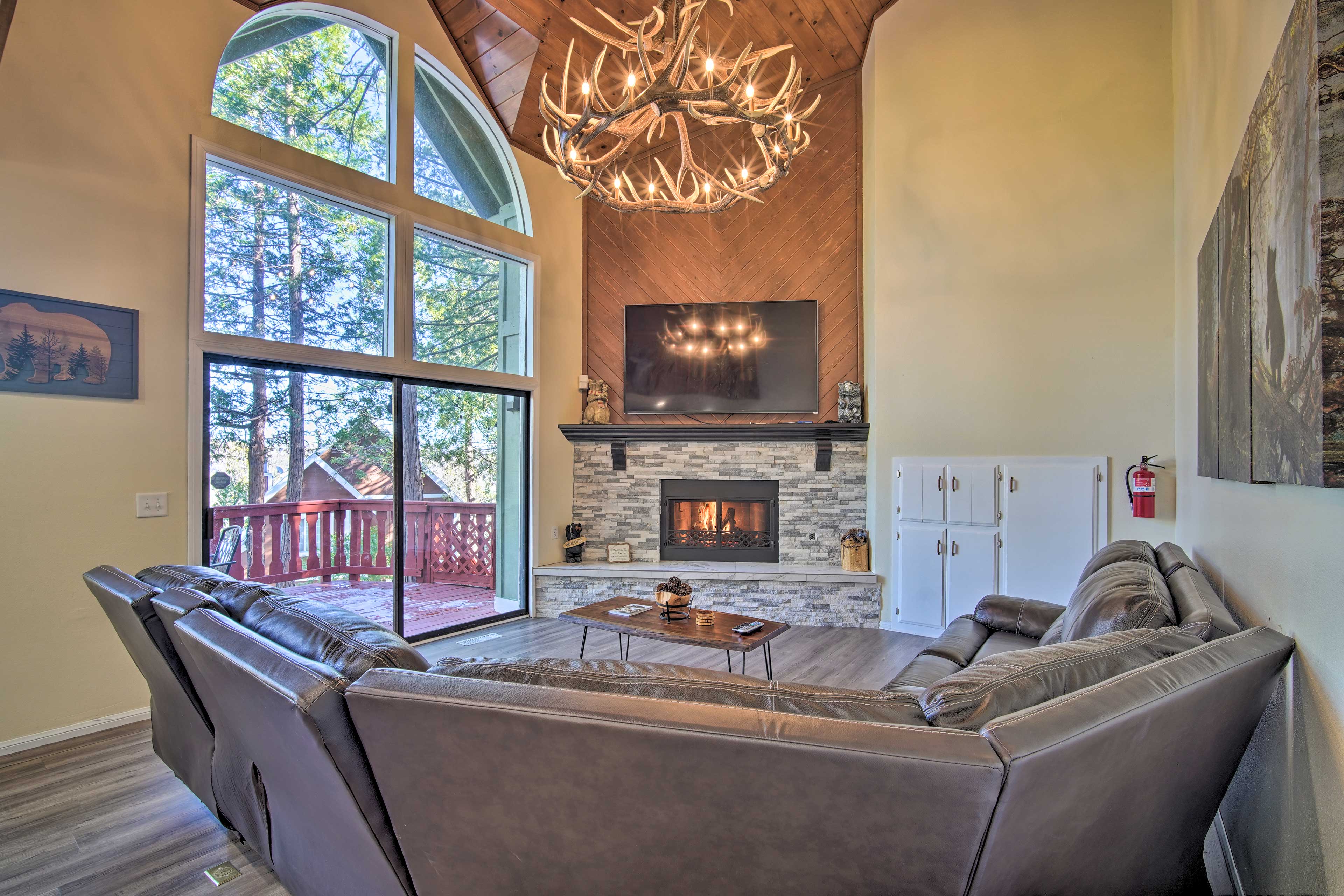 Property Image 1 - Spacious Lake Arrowhead Home w/ Game Room & Deck!