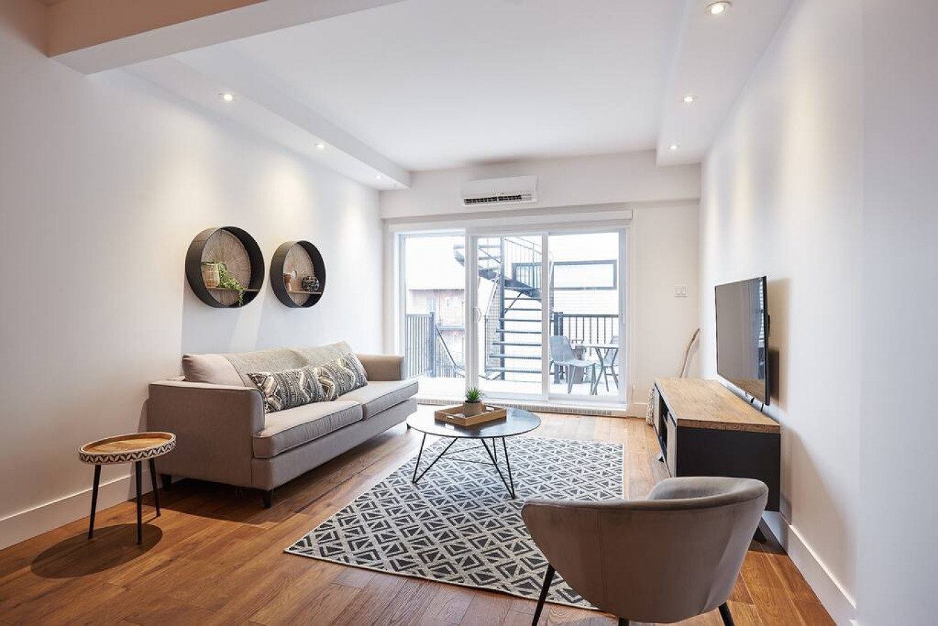 Property Image 2 - Hip, Stylish Apartment In Little Italy