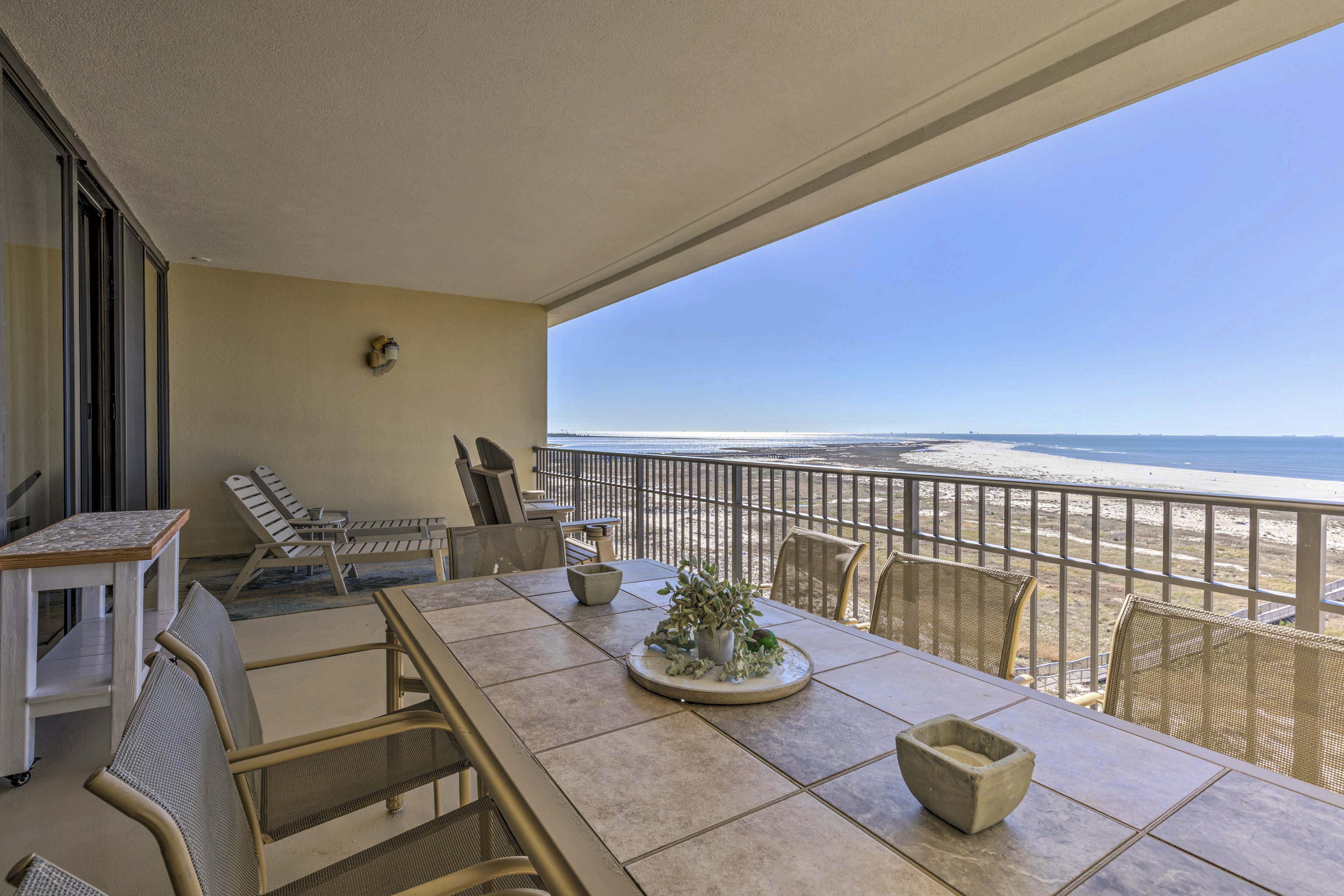 Property Image 2 - Resort-Style Dauphin Island Penthouse Luxury Condo