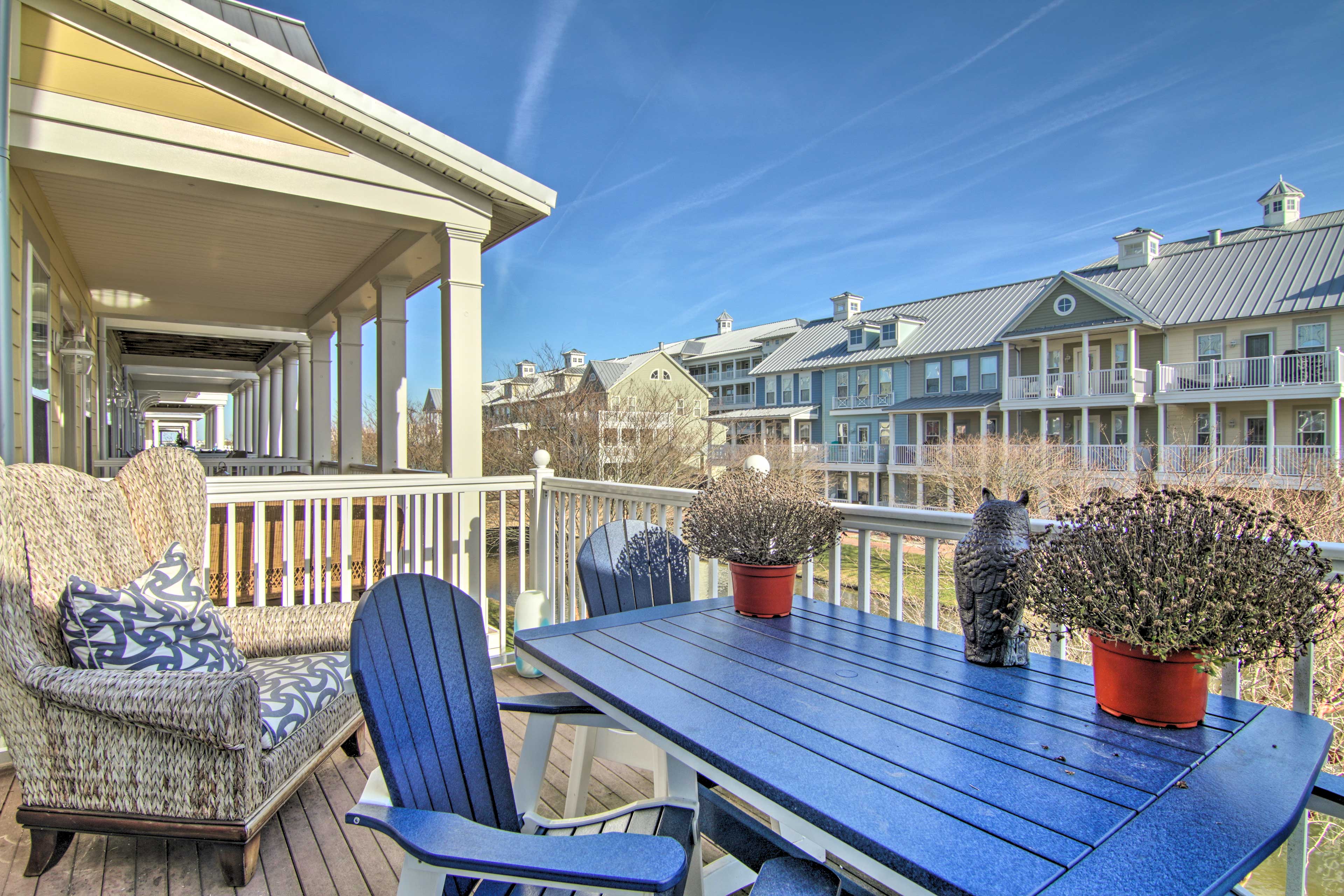 Property Image 1 - Resort-Style Townhome with Beach & Pool Access!
