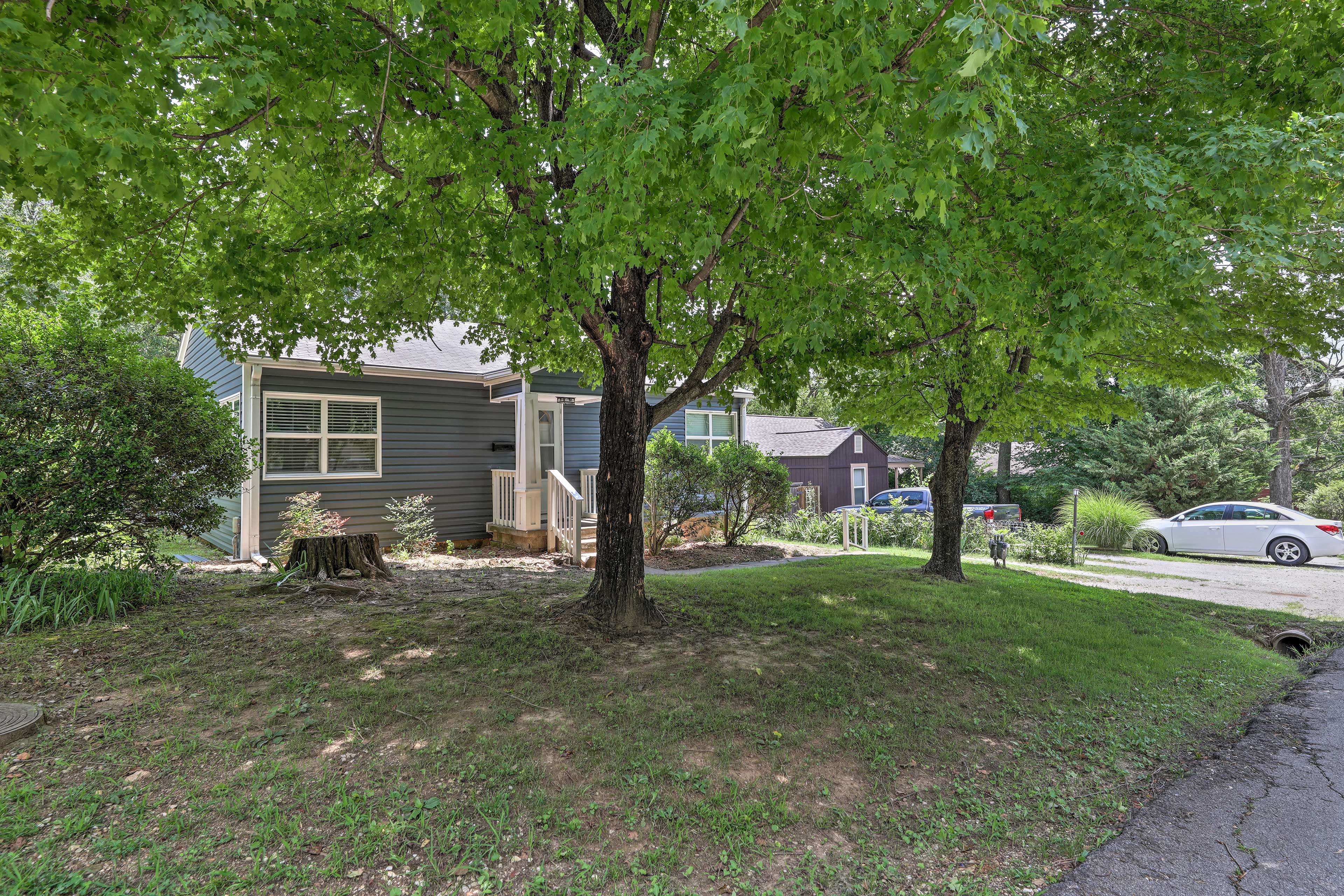 Property Image 2 - Updated Fayetteville Home < 2 Miles to UArk!