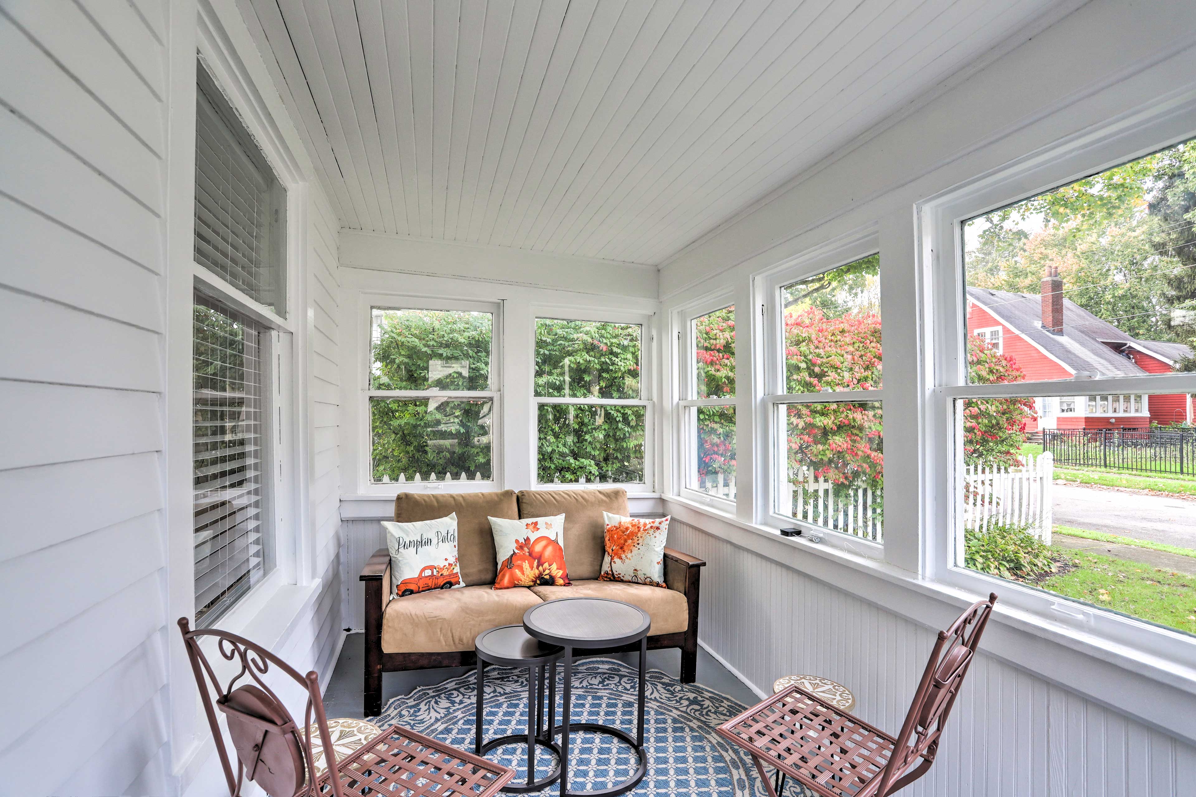 Pet-Friendly Home - 1/2 Mi to Downtown Willoughby!