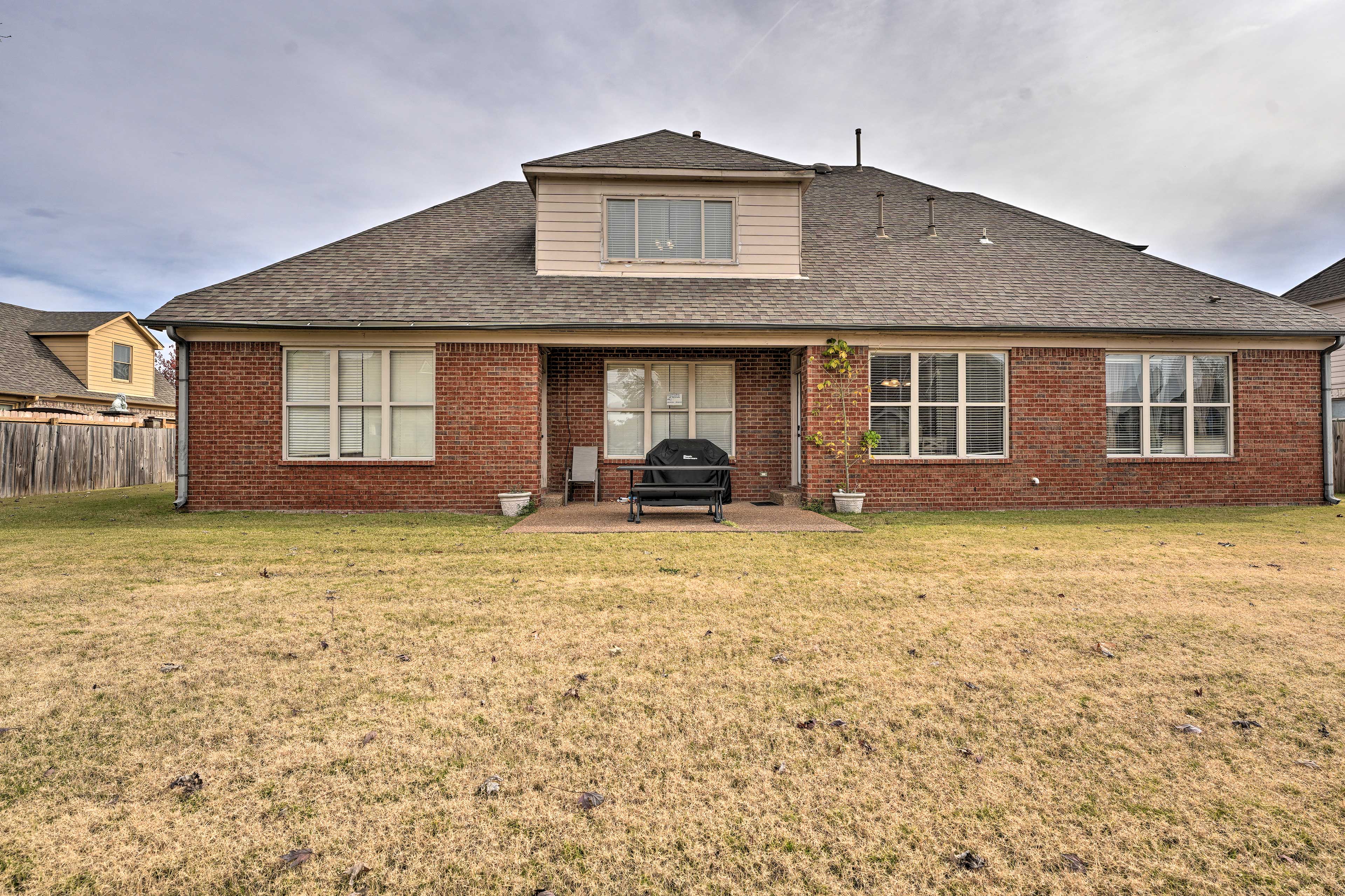 Property Image 2 - Cordova Home w/ Pool Table, 17 Mi to Memphis Zoo!