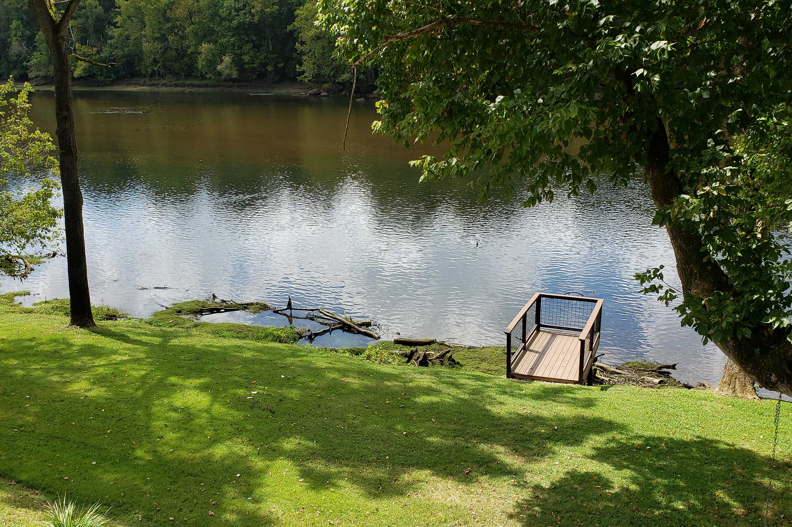 Property Image 2 - ’Riverside Hide-A-Way’ w/ Patio, BBQ, Fishing Pier