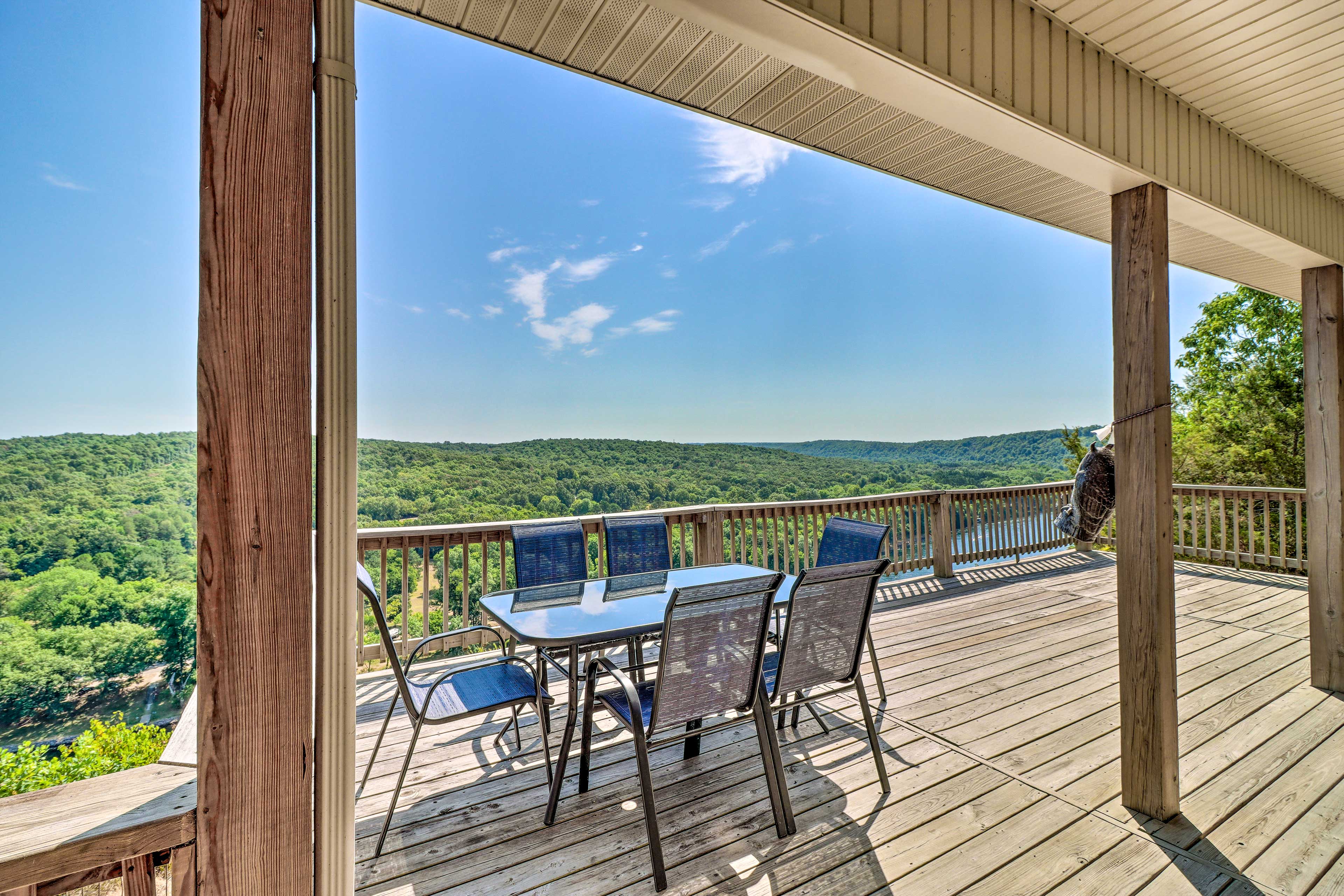 Property Image 2 - Bull Shoals Retreat w/ Panoramic River Views!