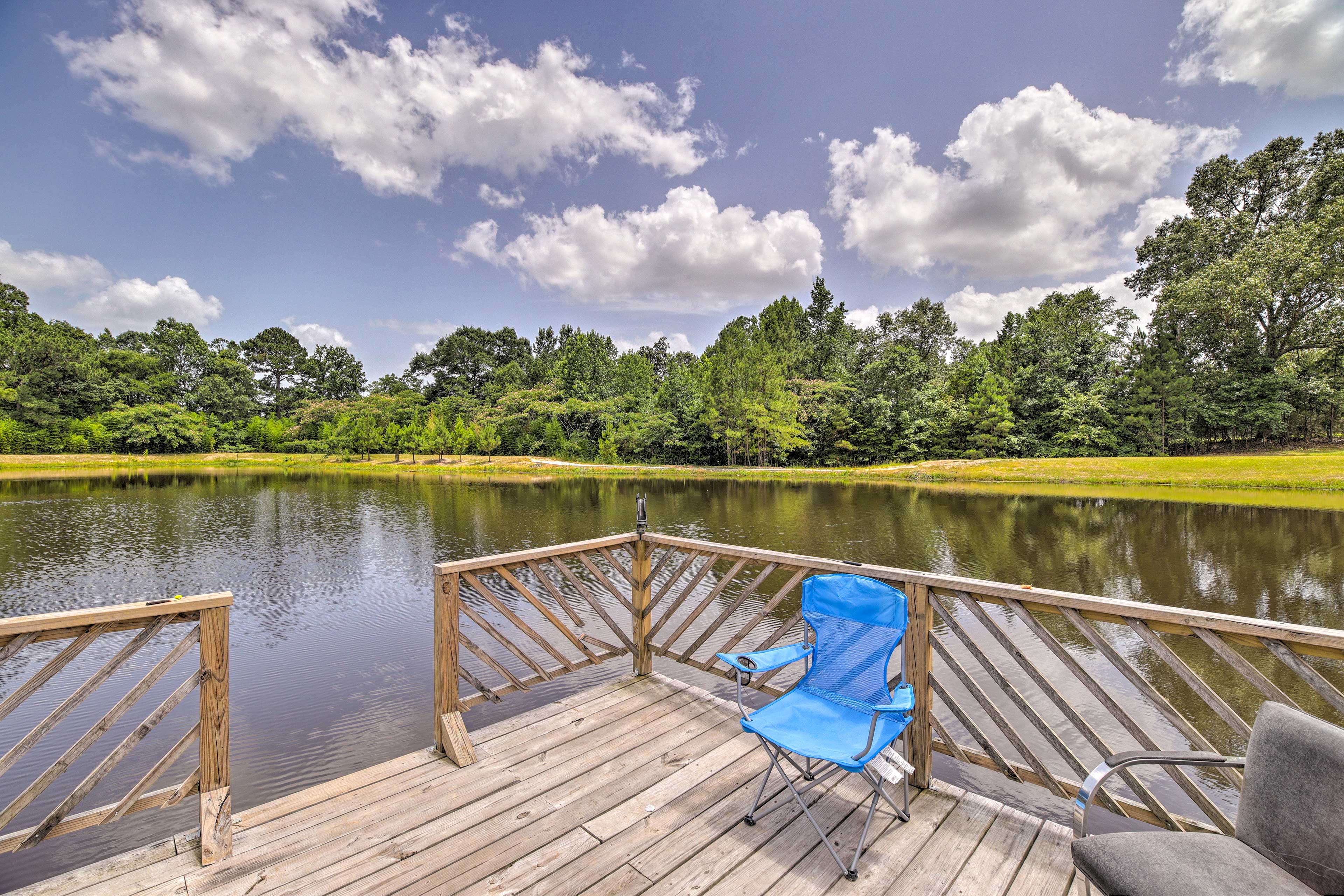 Property Image 1 - Lakefront Cabin w/ Access to 2 Paddleboats!