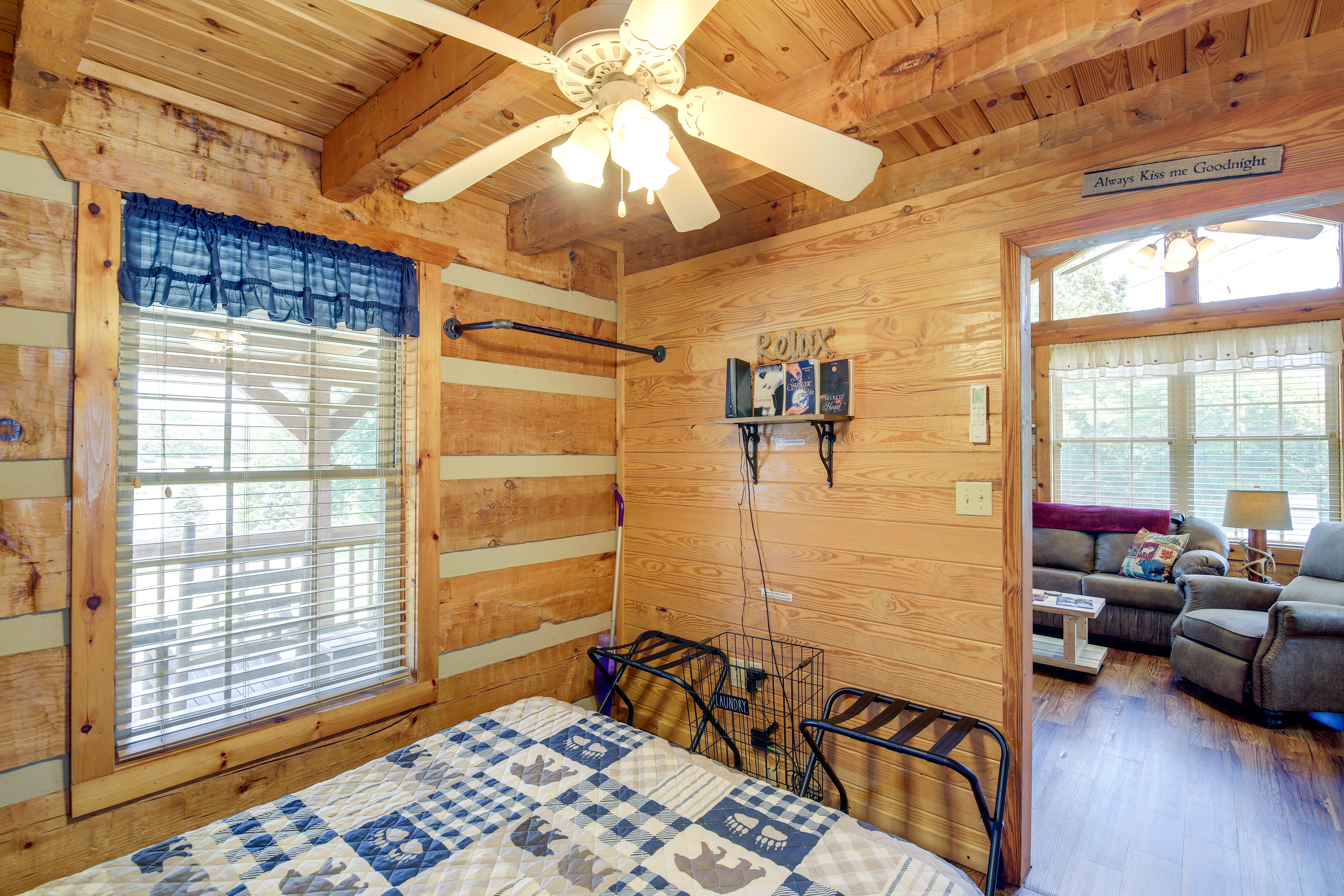 Noe’s Rest Wheelchair-Friendly Cherokee Lake Cabin