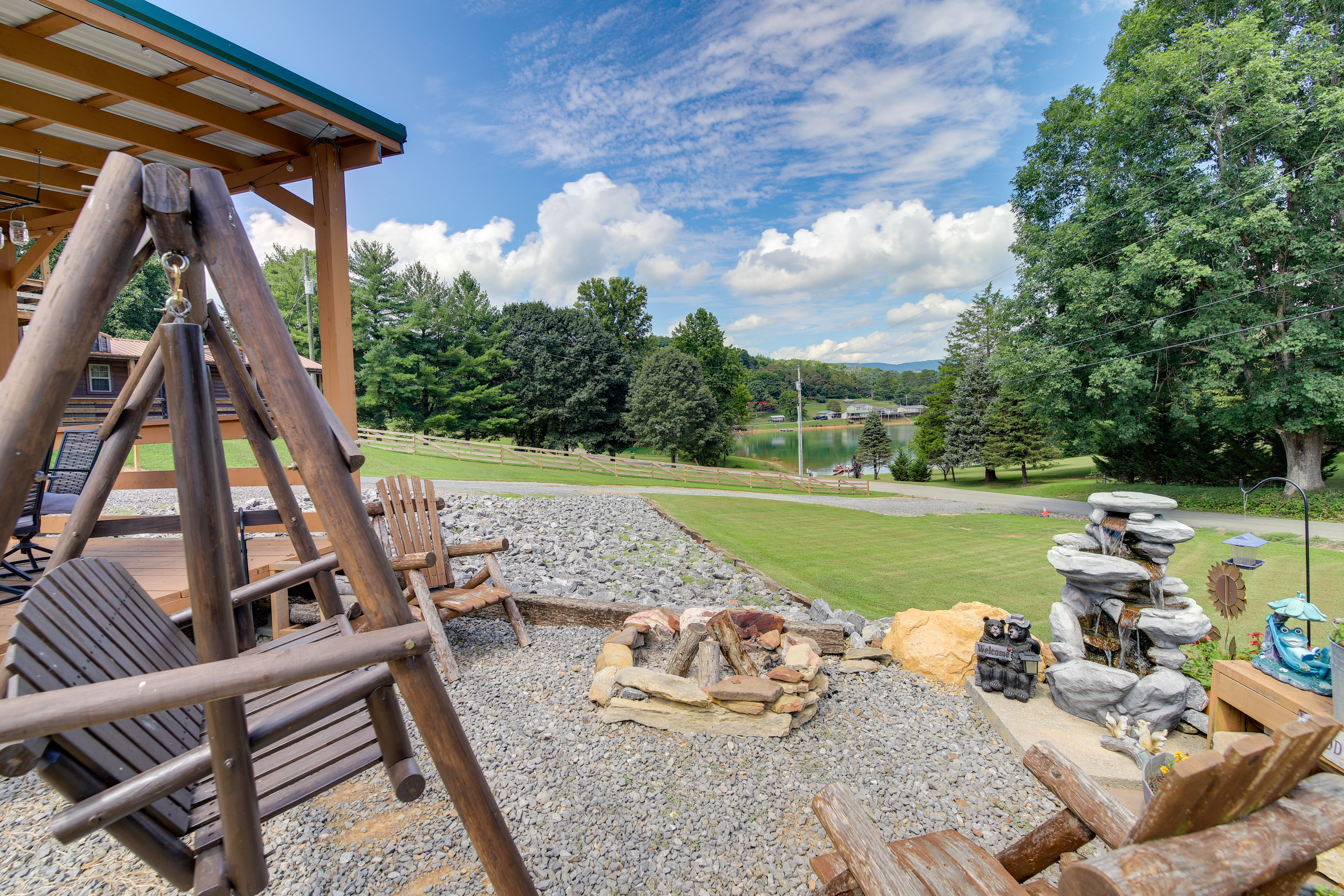 Property Image 2 - Noe’s Rest Wheelchair-Friendly Cherokee Lake Cabin