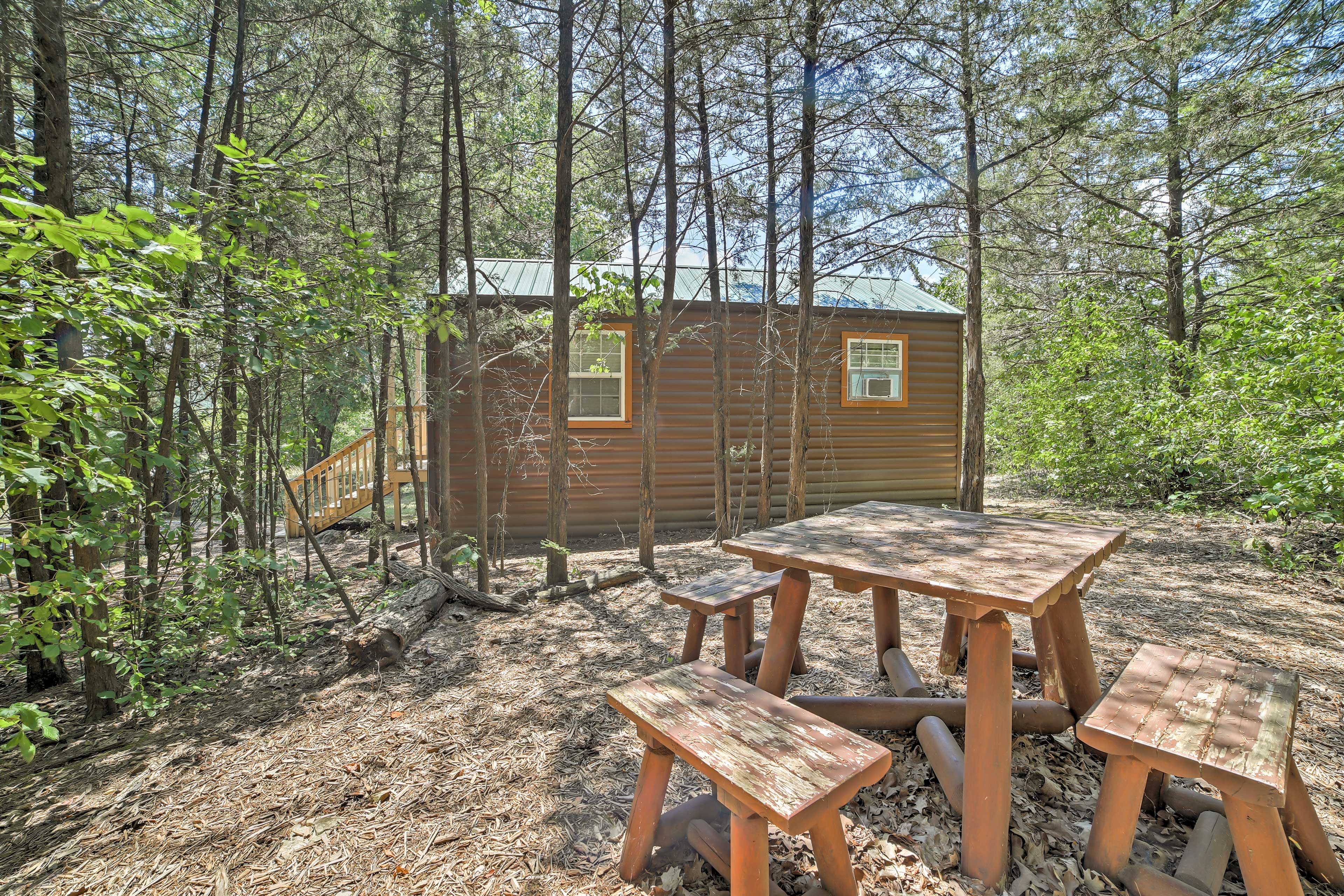 Property Image 2 - Branson Cabin w/ Deck Near Table Rock Lake!