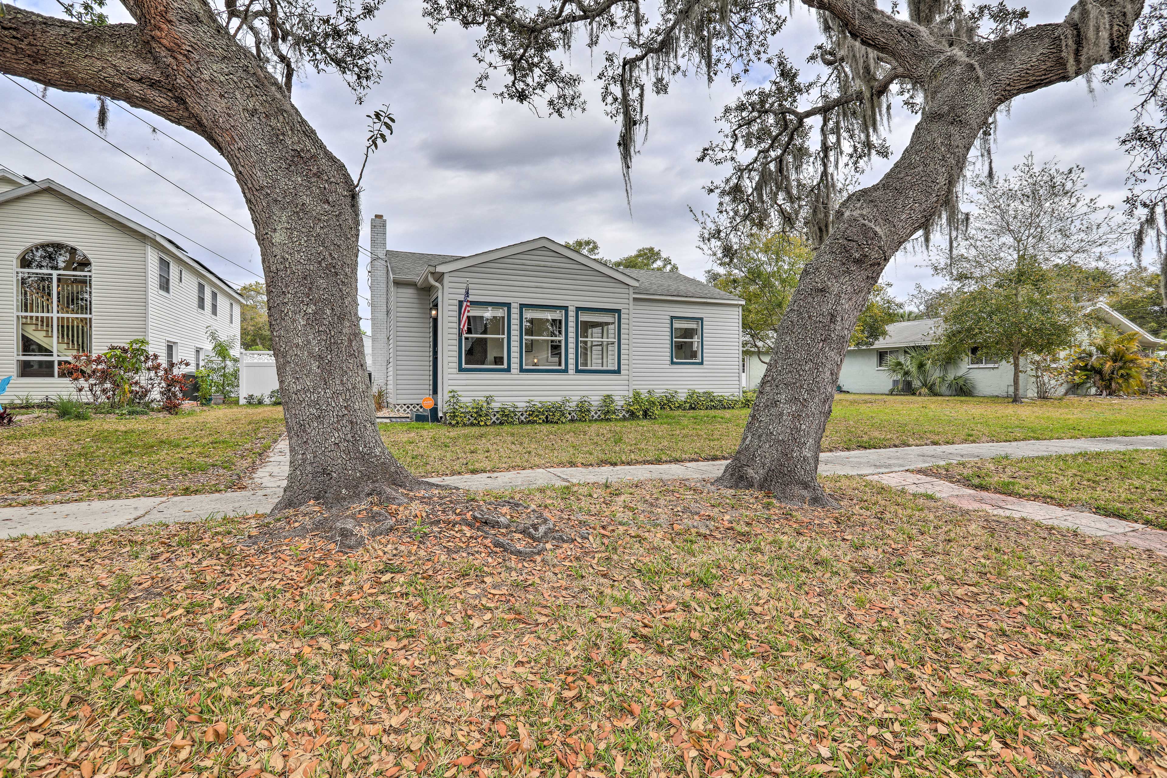 Property Image 1 - Tampa Bay Area Cottage w/ Gas Grill and Fire Pit!