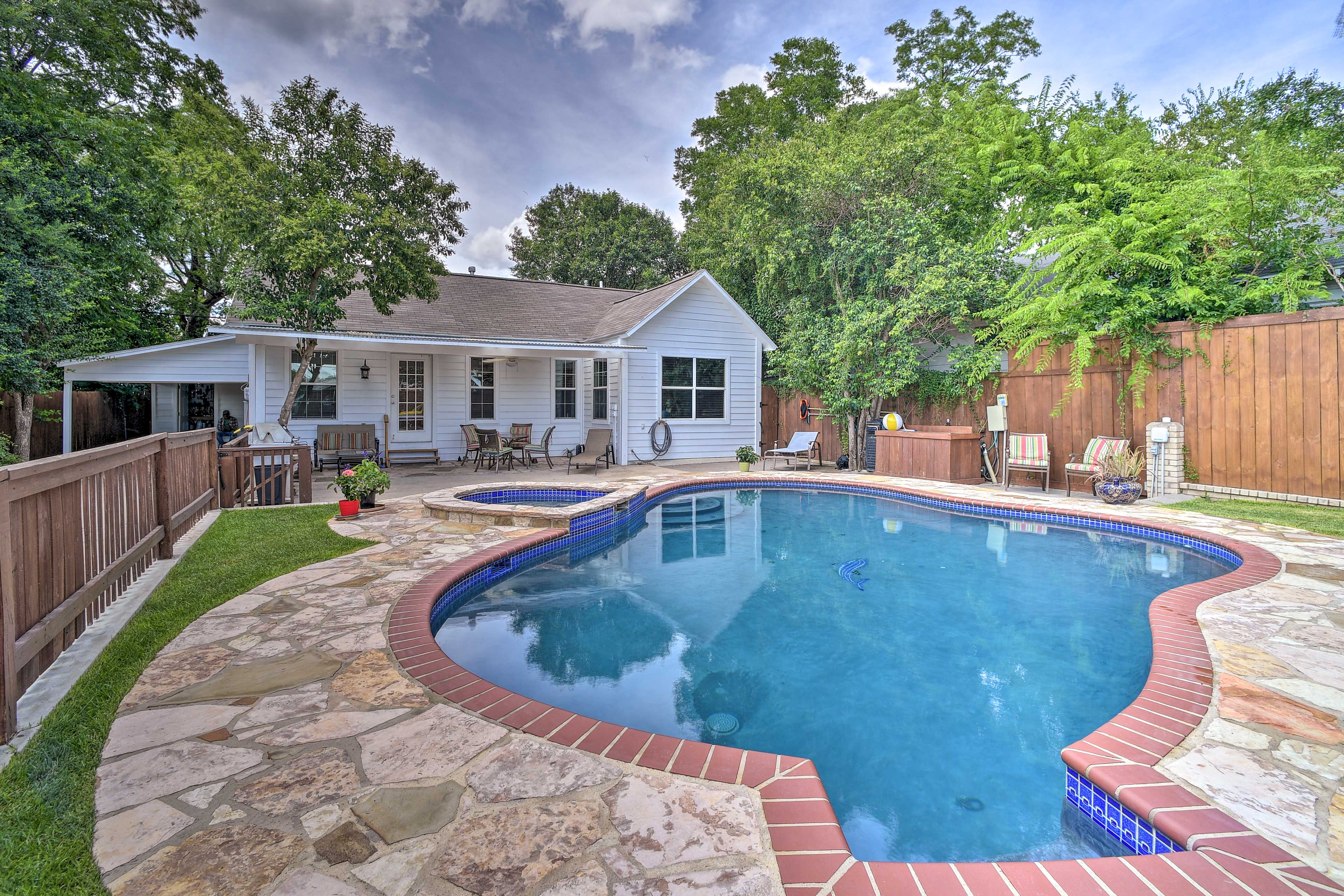 Property Image 1 - San Antonio House w/ Private Pool, Spa & Grill