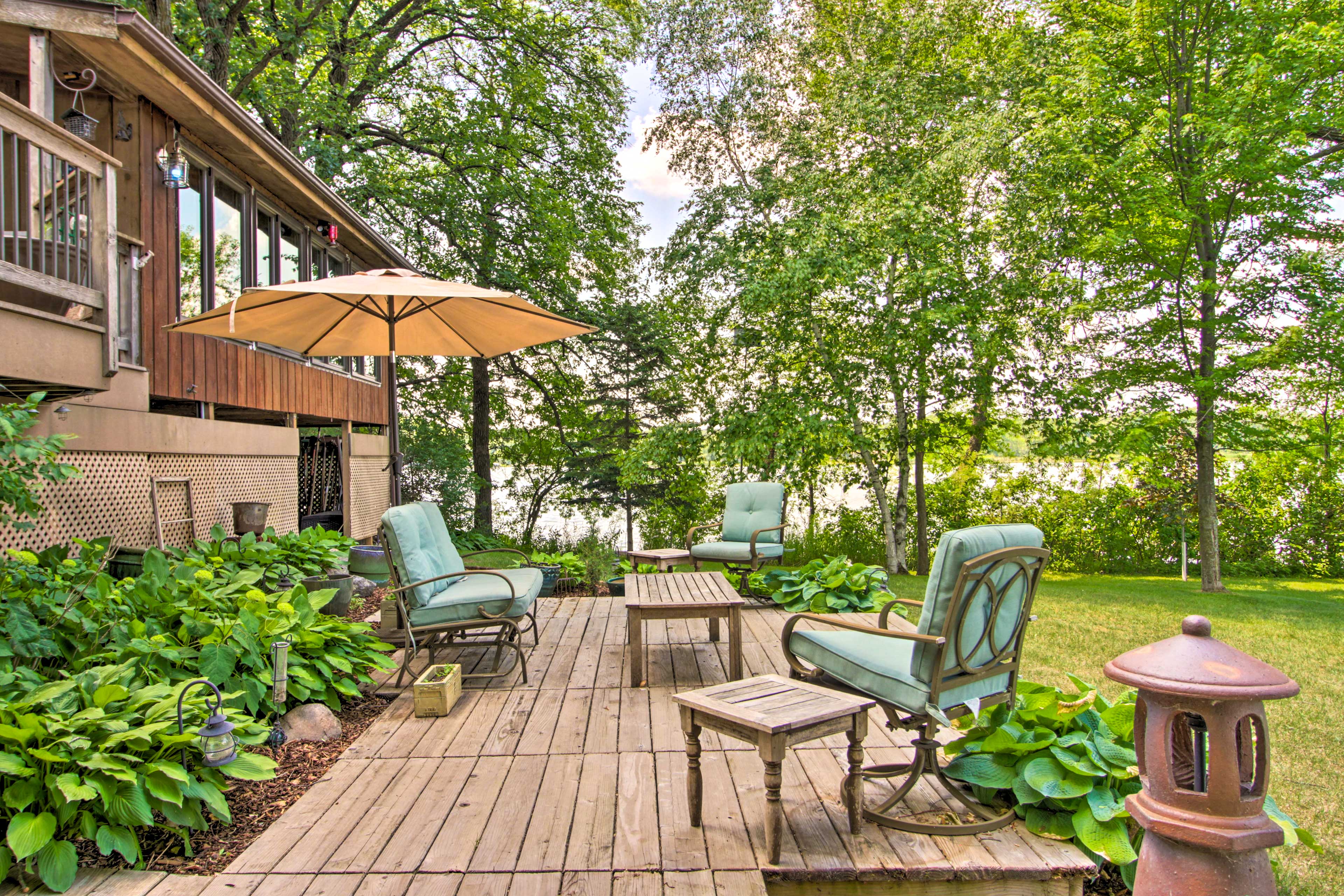 Property Image 2 - Year-Round Waterfront Getaway: Lake Access + Dock!