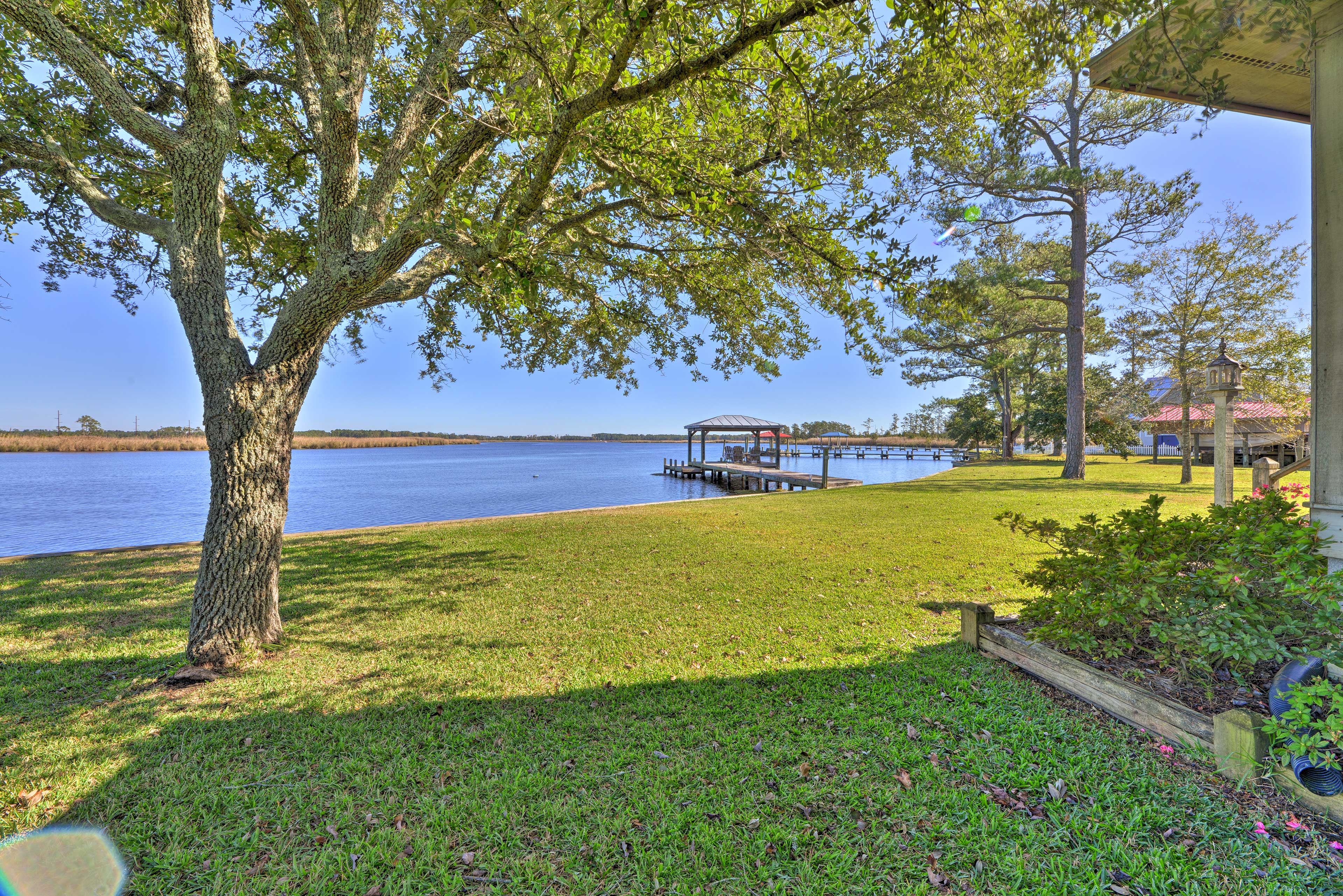 Property Image 2 - Waterside Belhaven House & Cottage w/ Porch & Dock